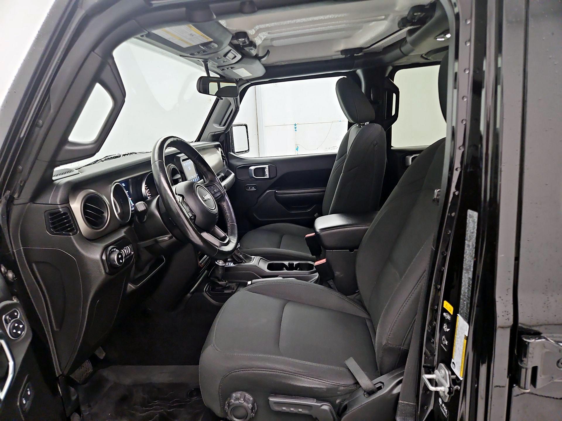 Thumbnail: 2021 Jeep Gladiator - 11