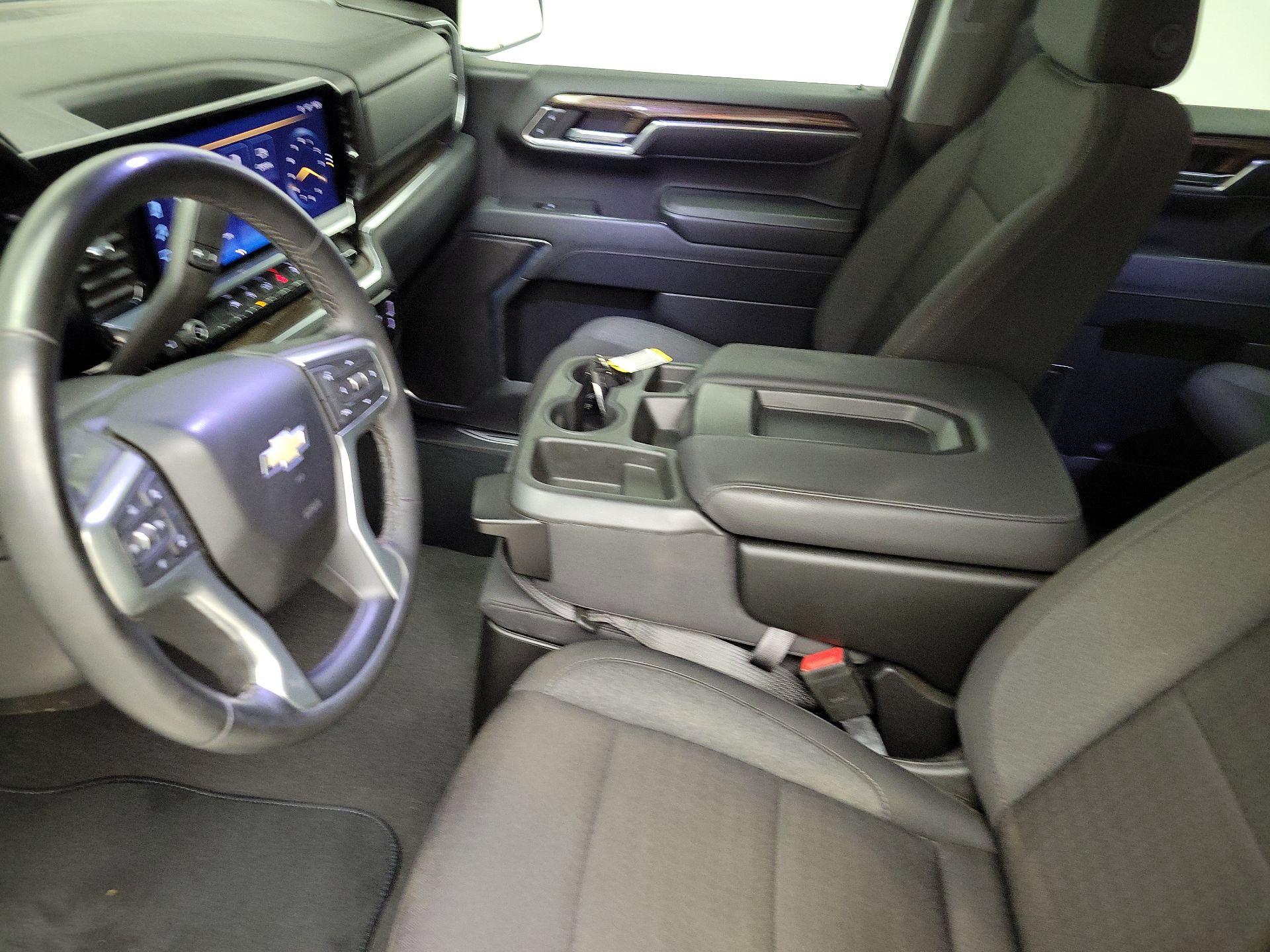 Thumbnail: 2023 Chevrolet Silverado 1500 - 11