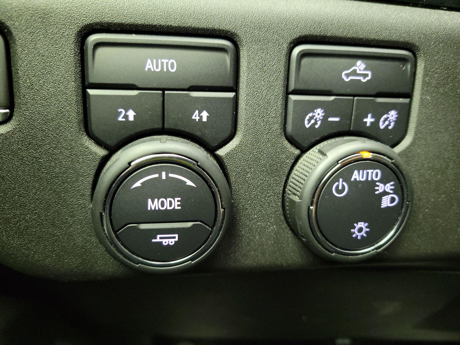 Thumbnail: 2023 Chevrolet Silverado 1500 - 13