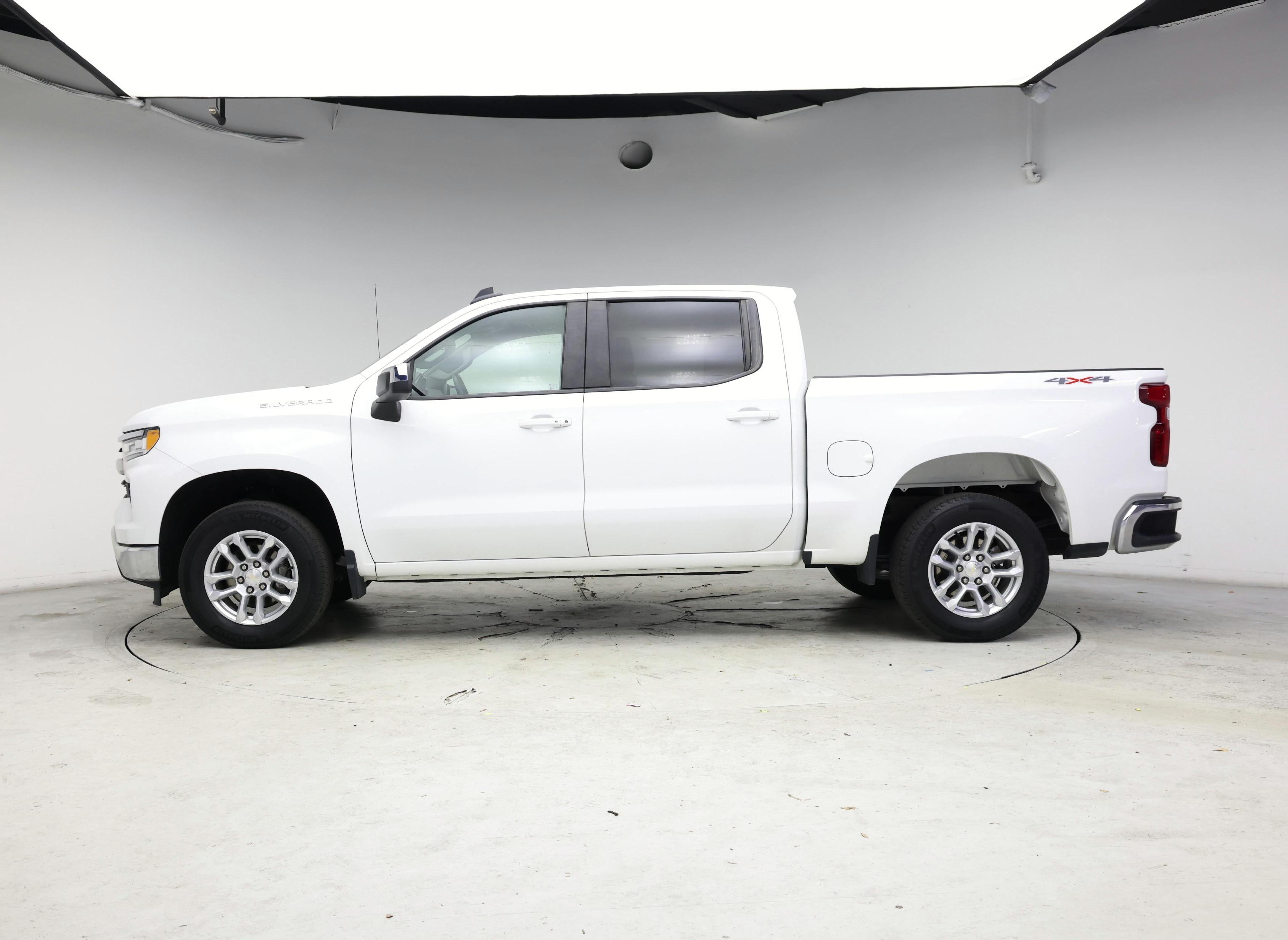 Thumbnail: 2023 Chevrolet Silverado 1500 - 3