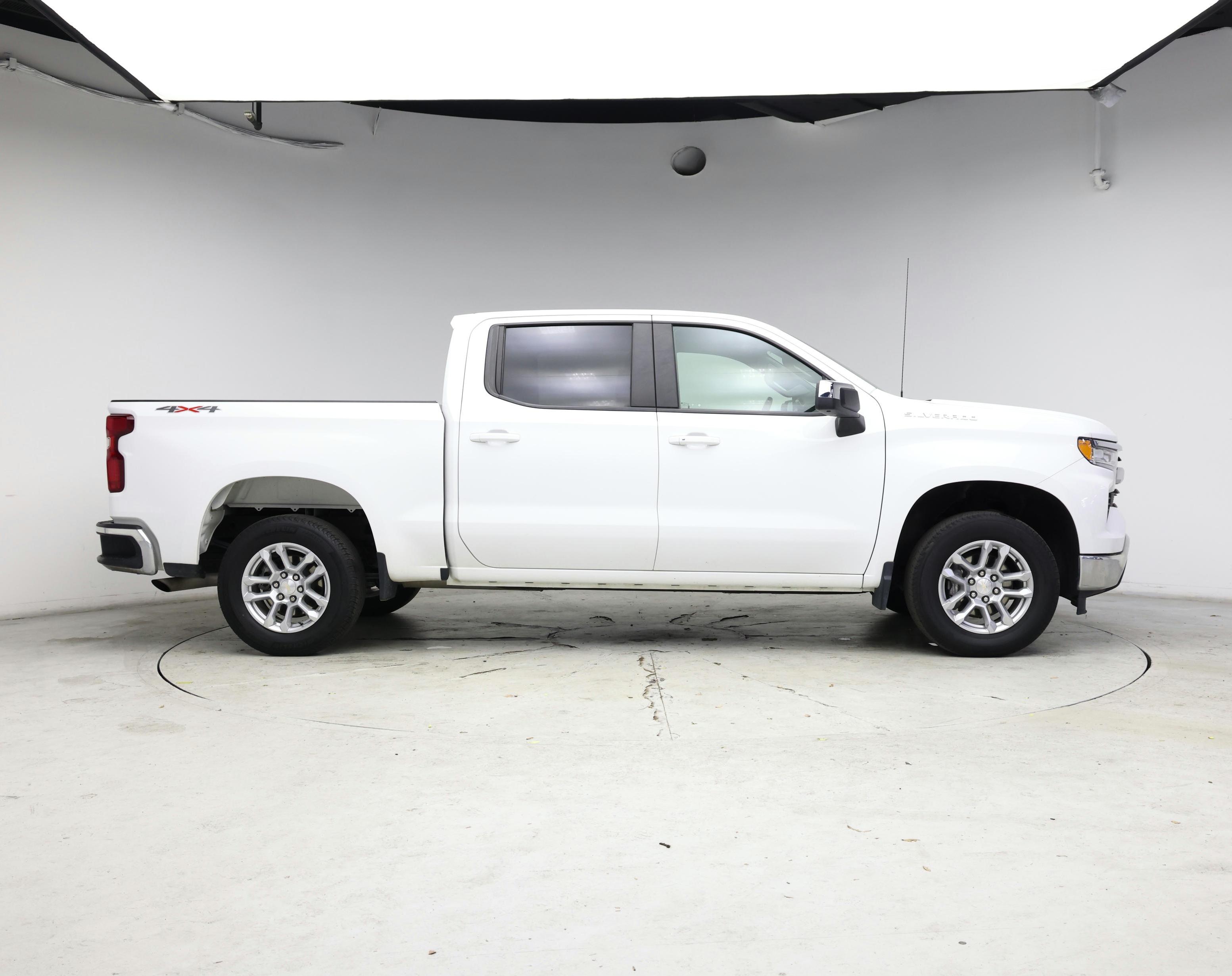 Thumbnail: 2023 Chevrolet Silverado 1500 - 7