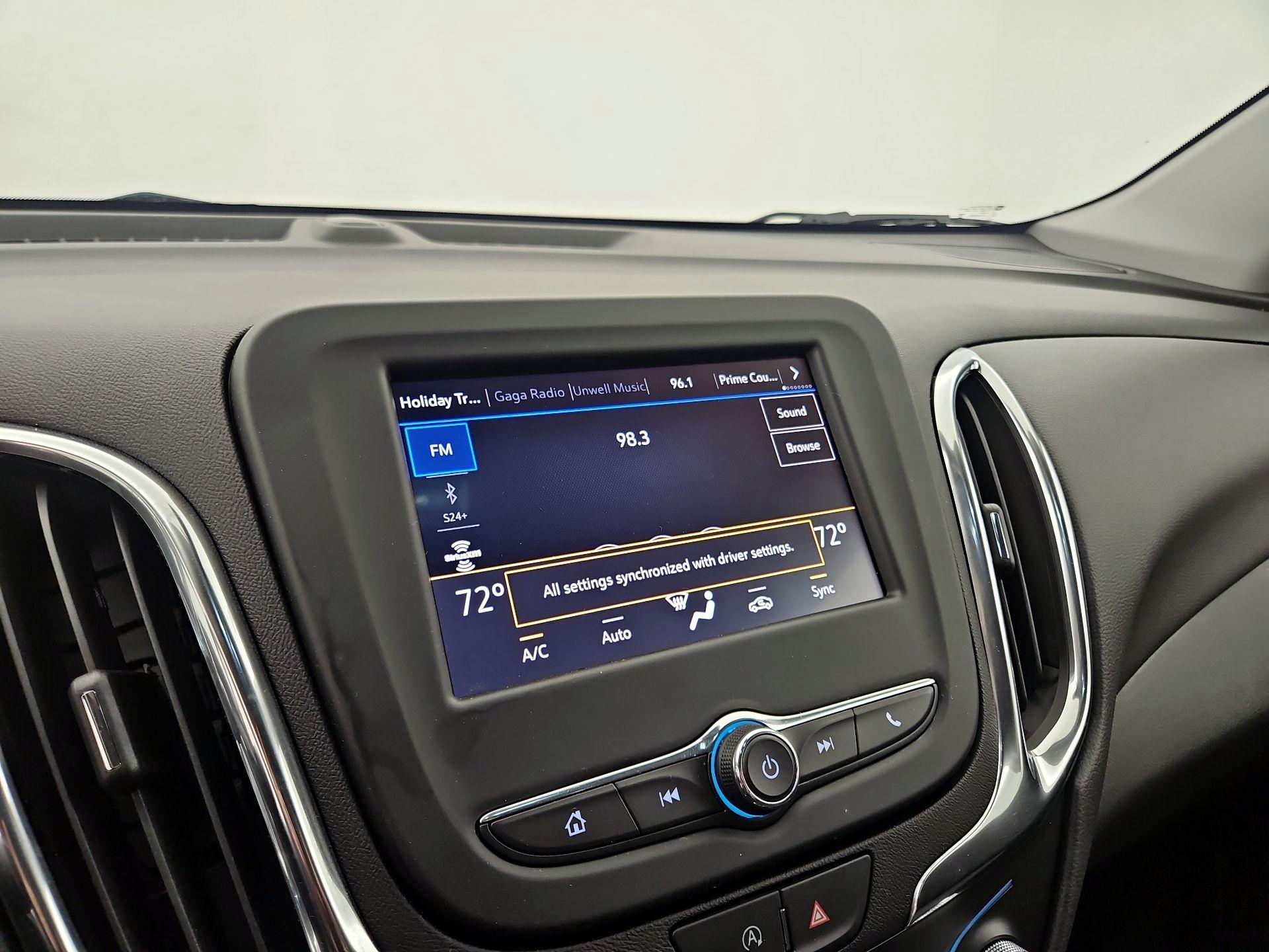 Thumbnail: 2023 Chevrolet Equinox - 15