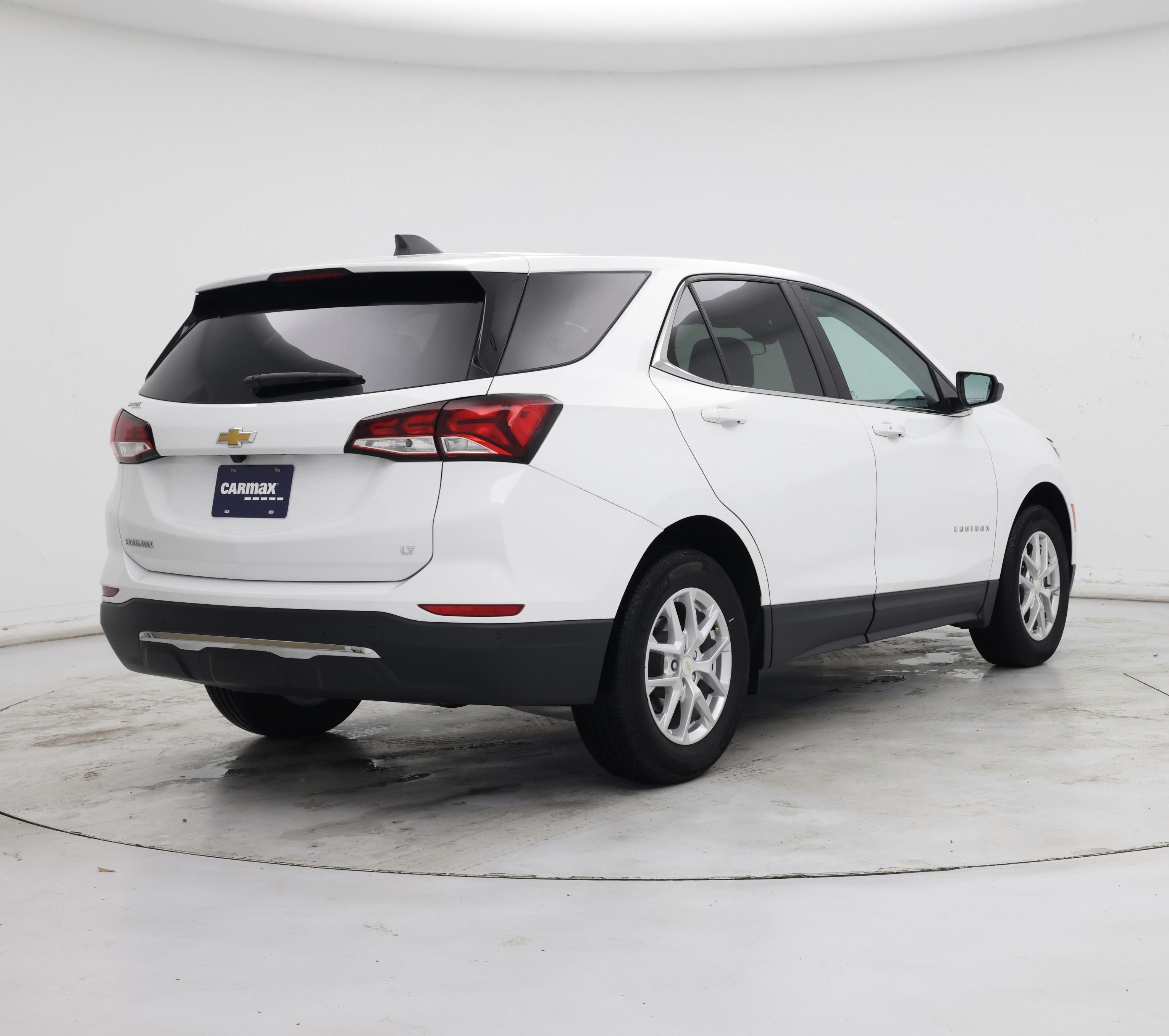 Thumbnail: 2023 Chevrolet Equinox - 8