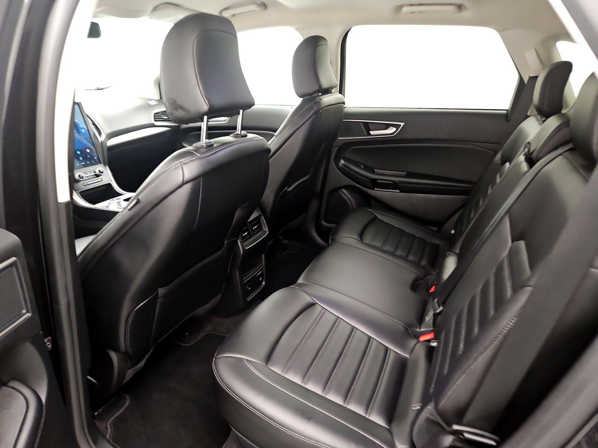 Thumbnail: 2023 Ford Edge - 19