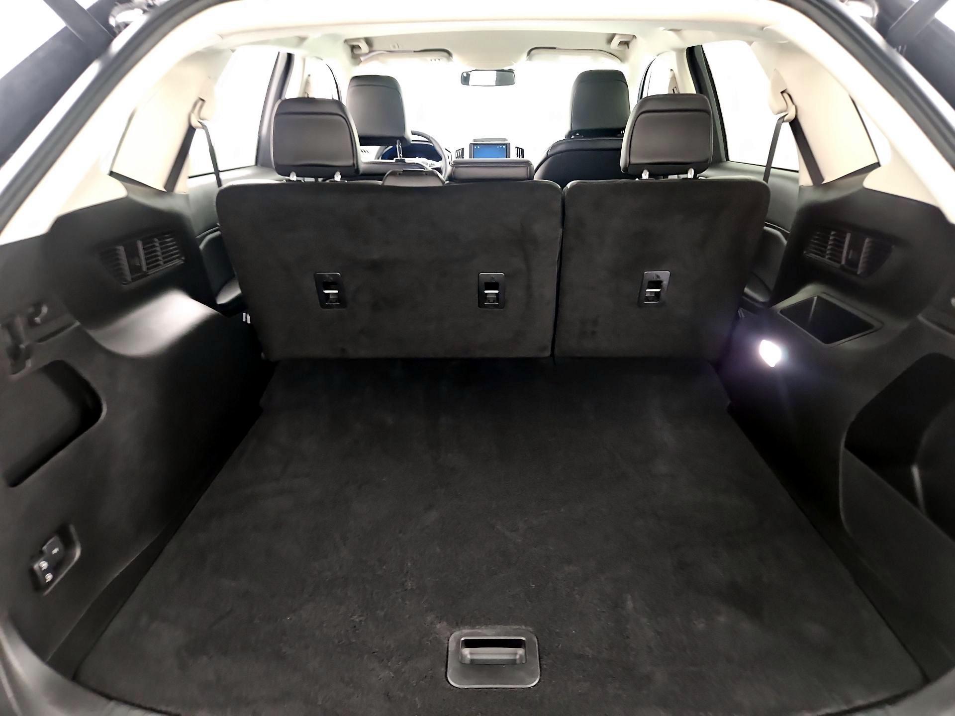 Thumbnail: 2023 Ford Edge - 20