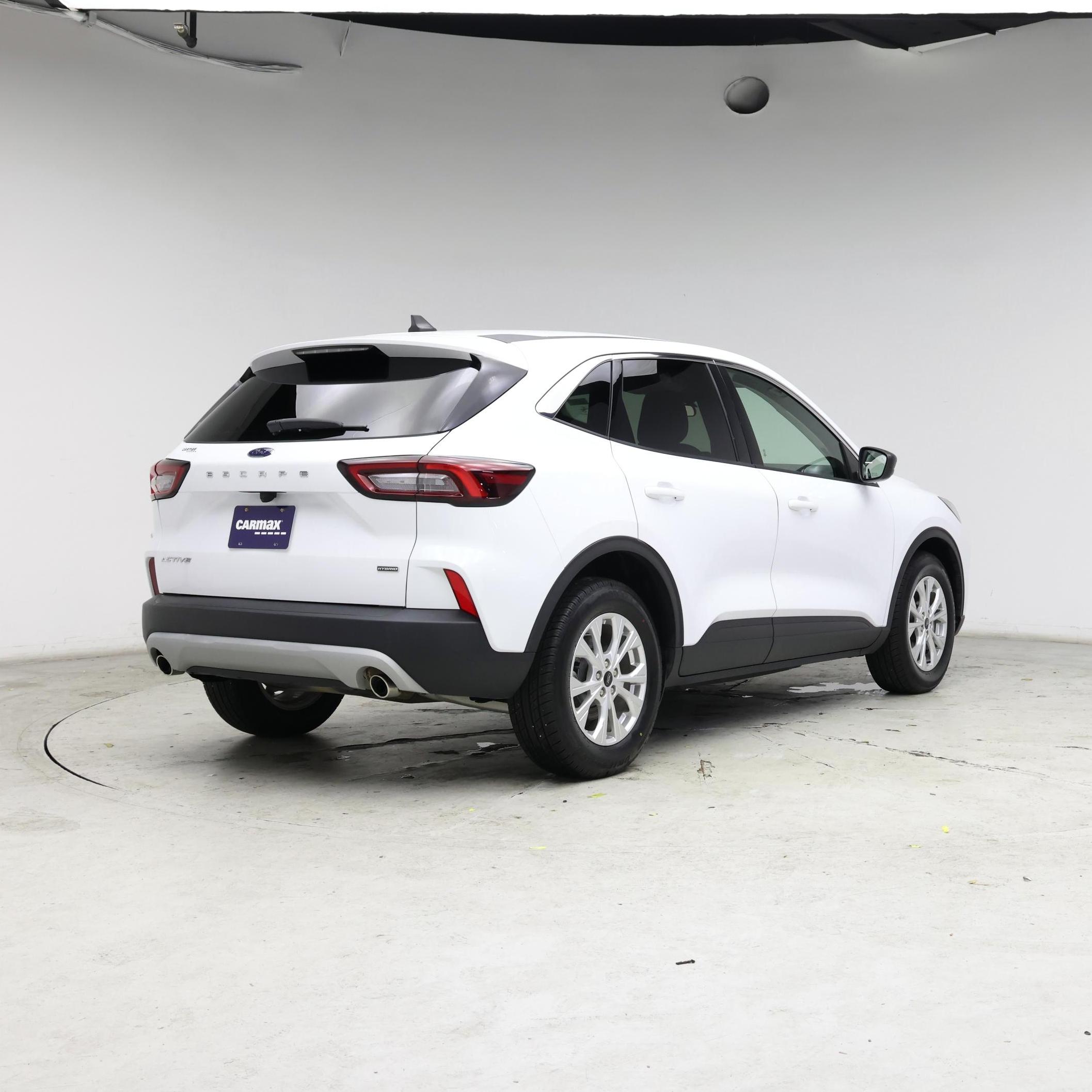 Thumbnail: 2023 Ford Escape - 8