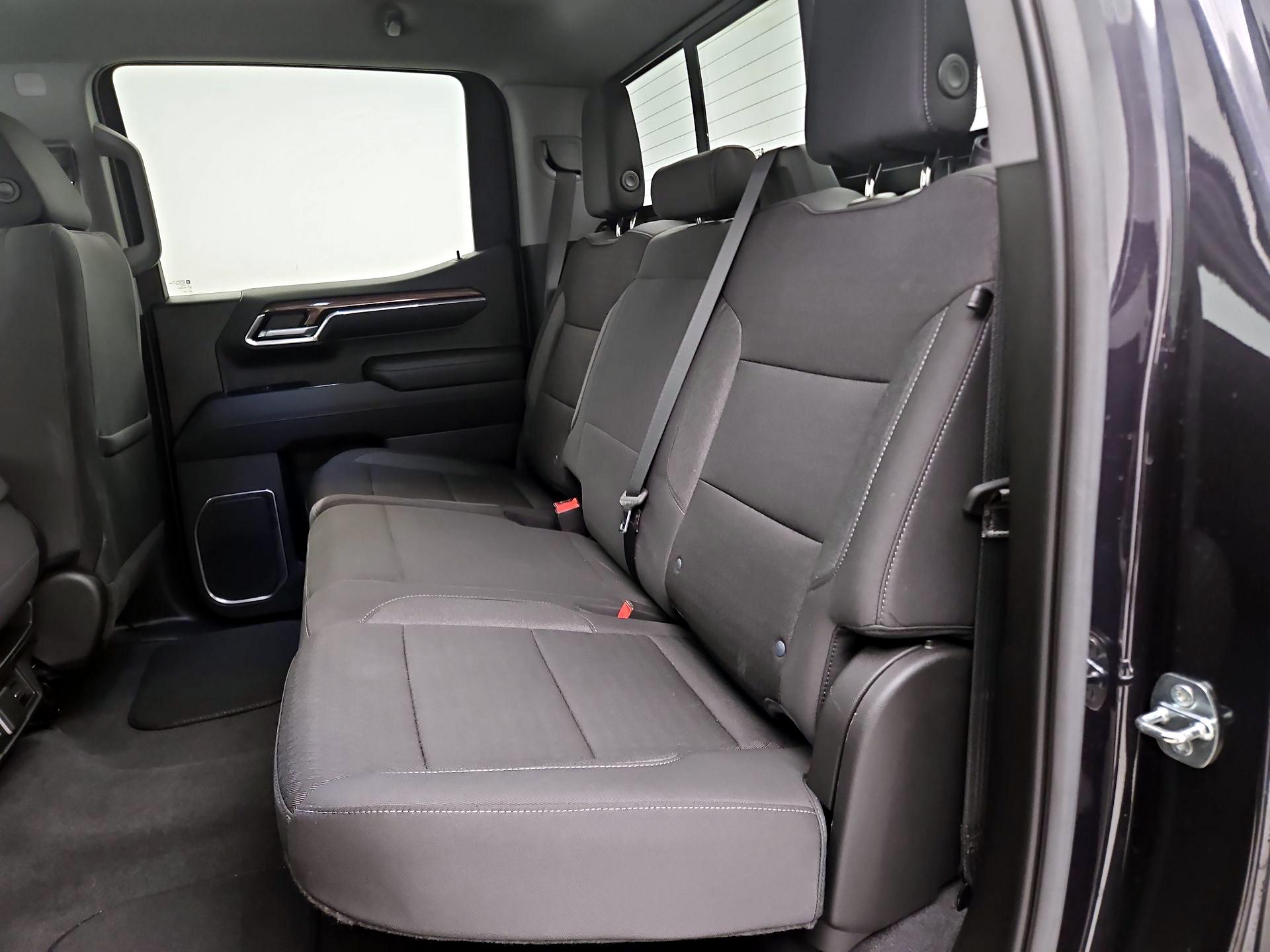 Thumbnail: 2022 Chevrolet Silverado 1500 - 19