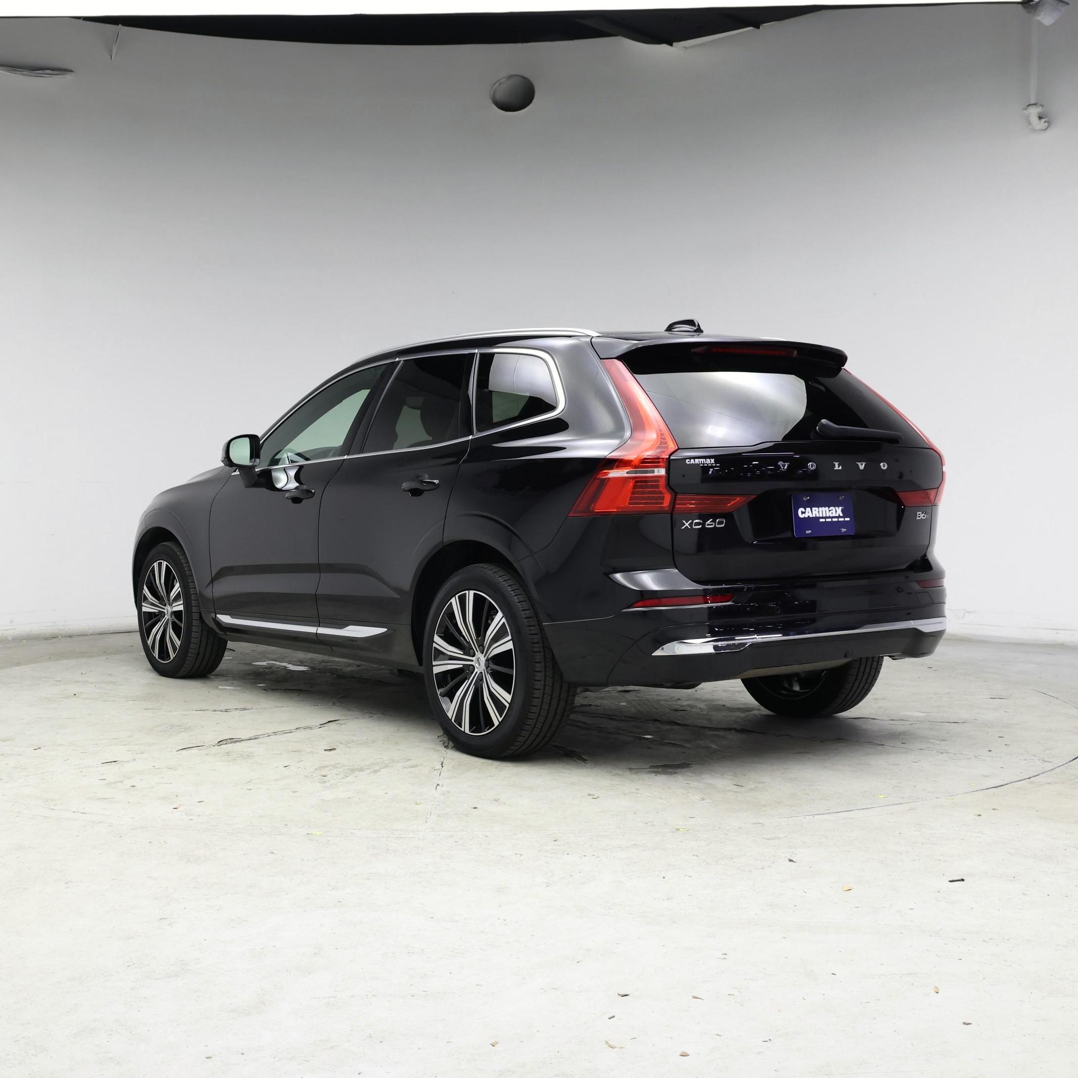 Thumbnail: 2023 Volvo XC60 - 2