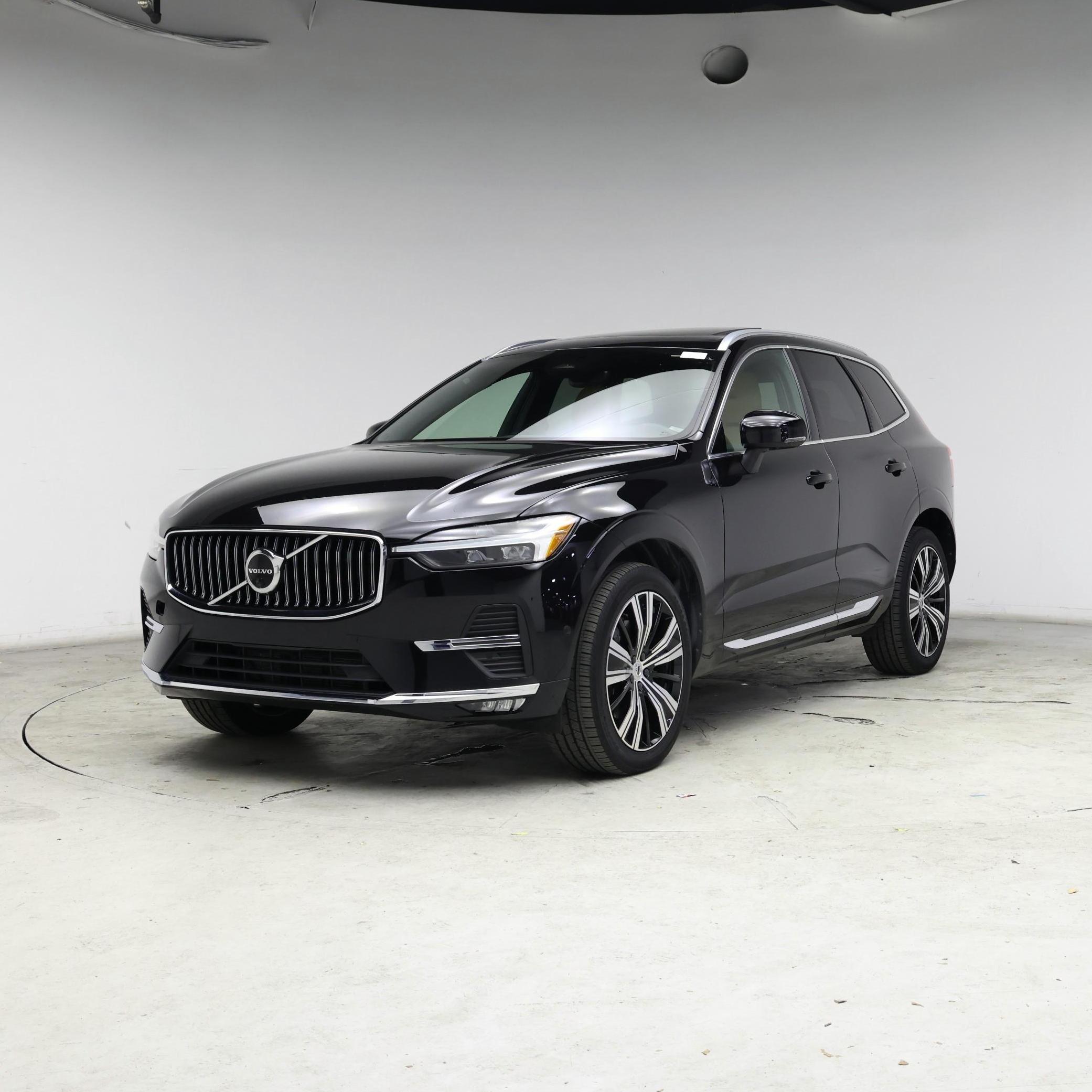 Thumbnail: 2023 Volvo XC60 - 4