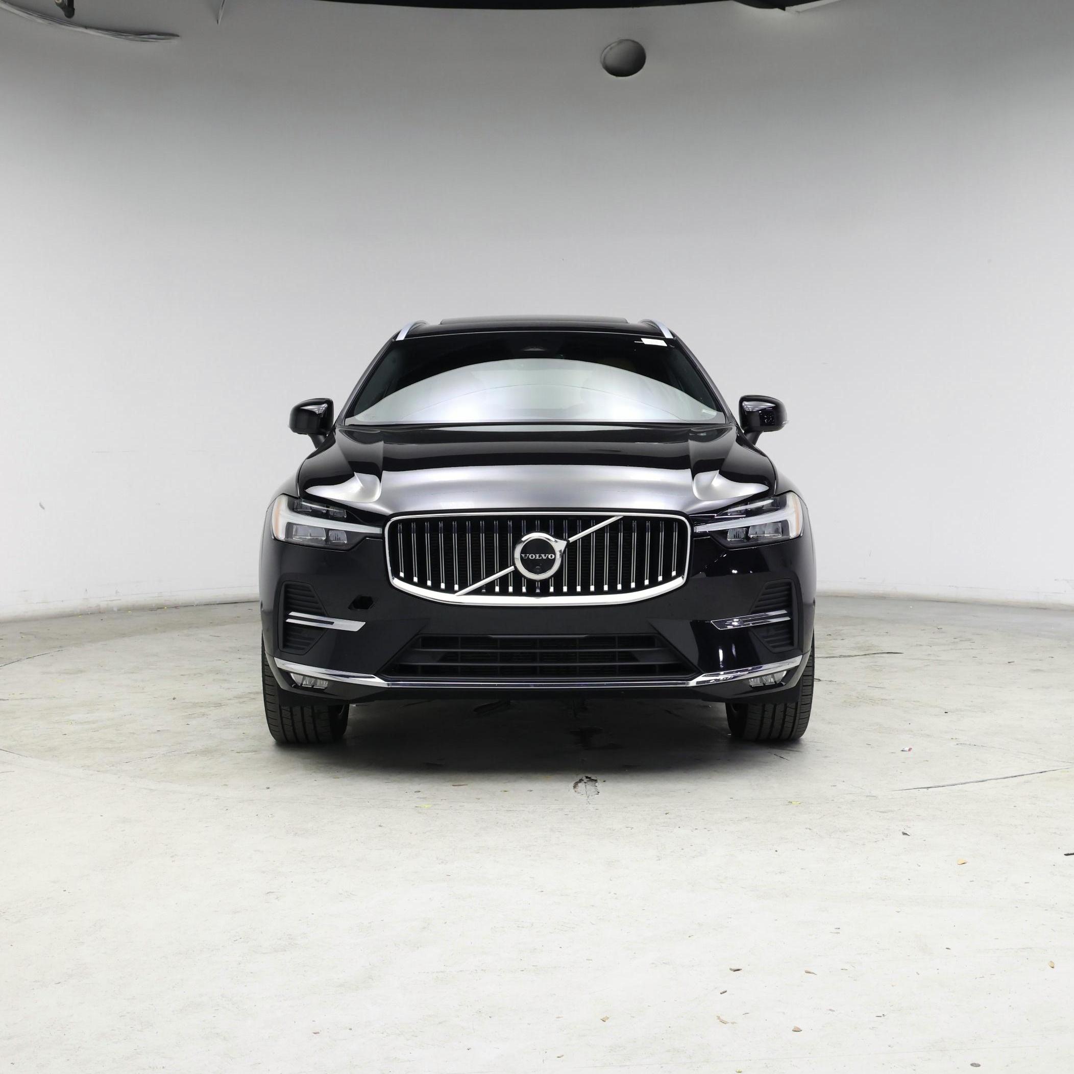 Thumbnail: 2023 Volvo XC60 - 5