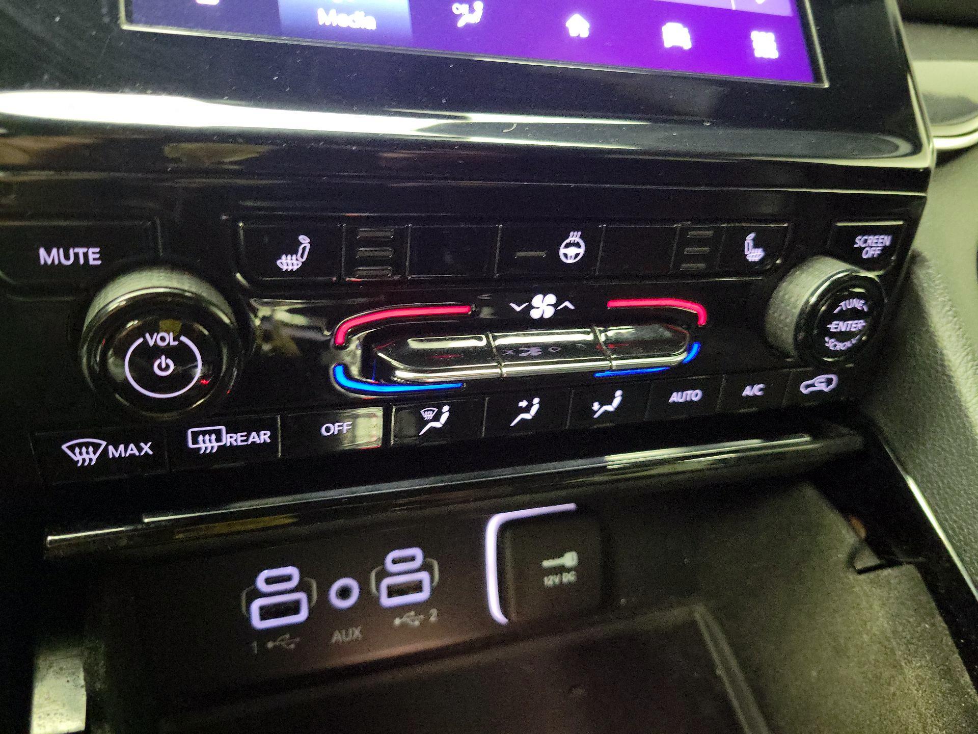 Thumbnail: 2022 Jeep Grand Cherokee - 16