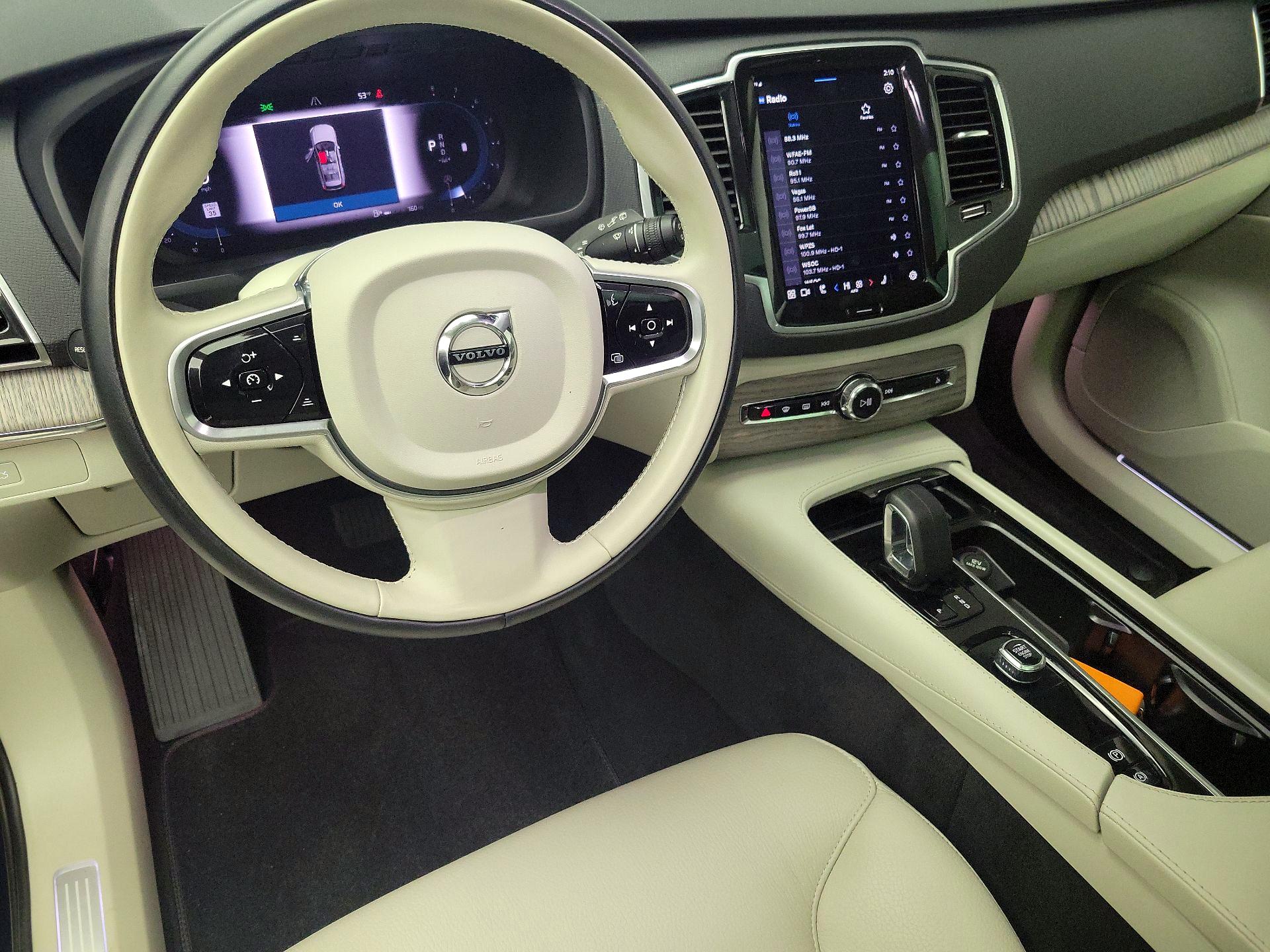 Thumbnail: 2023 Volvo XC90 - 9