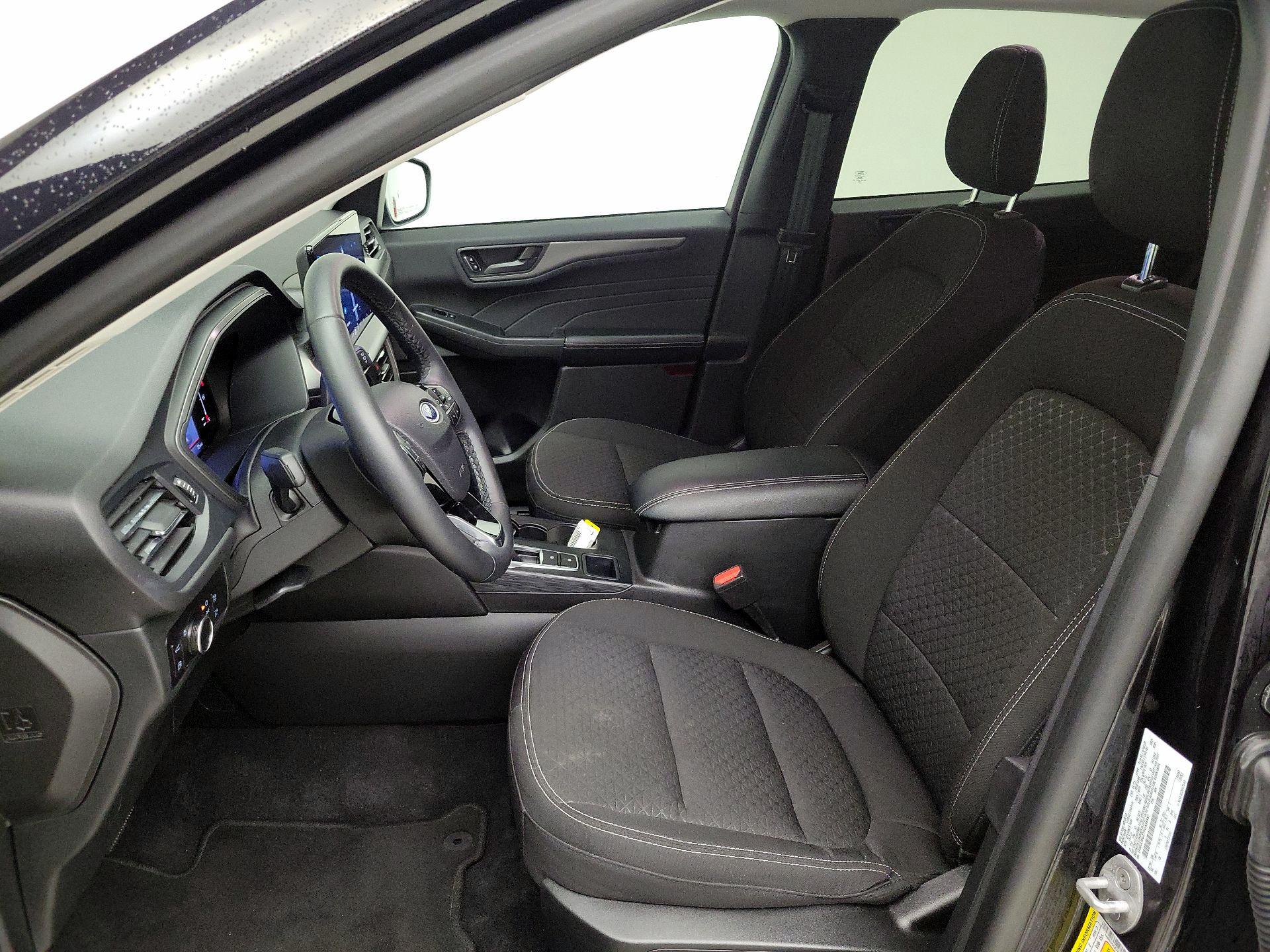 Thumbnail: 2023 Ford Escape - 11