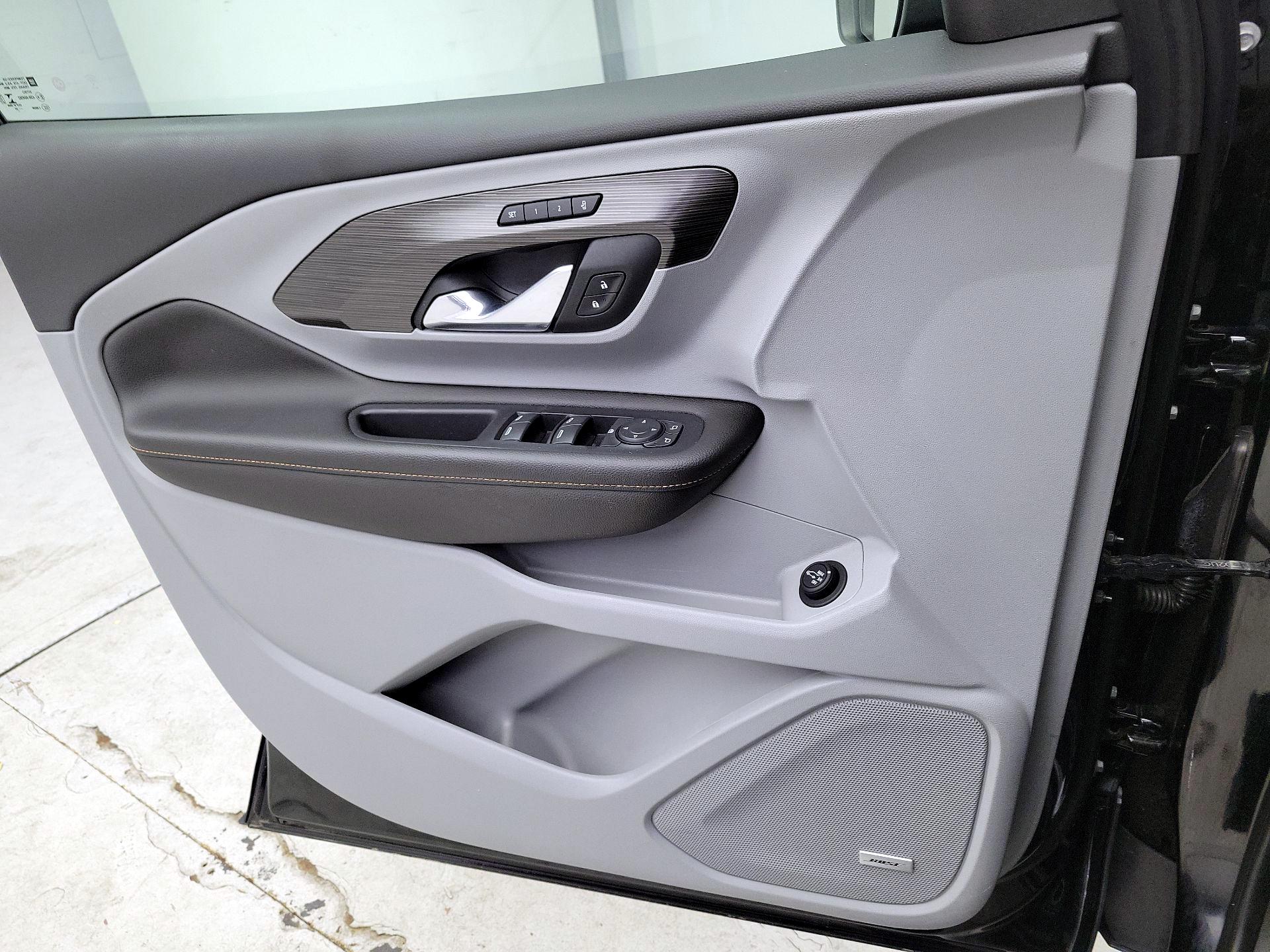 Thumbnail: 2020 GMC Terrain - 12