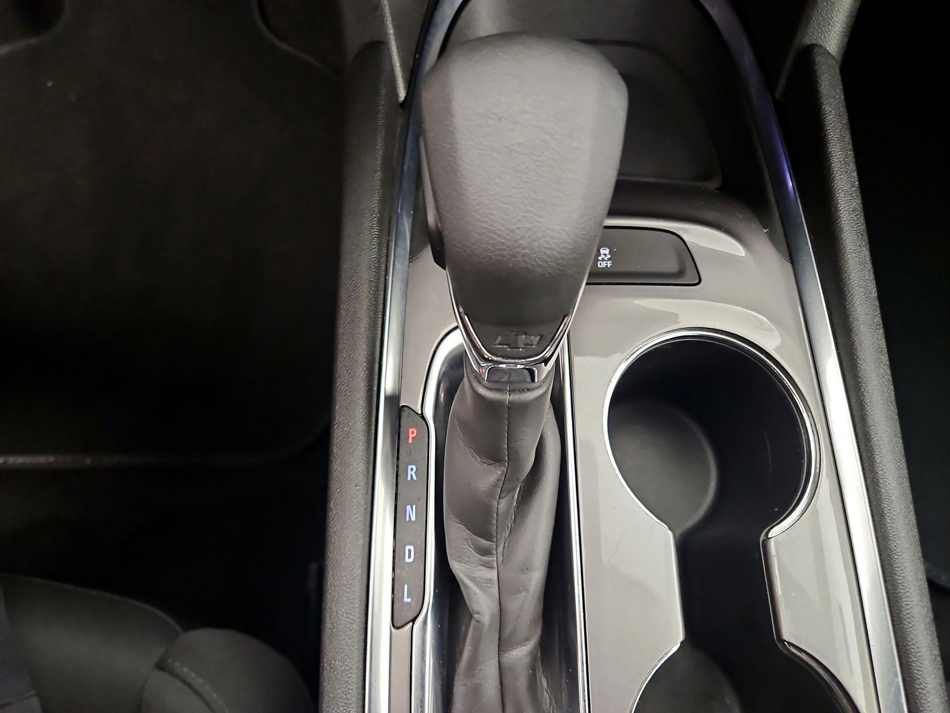 Thumbnail: 2023 Chevrolet Malibu - 17