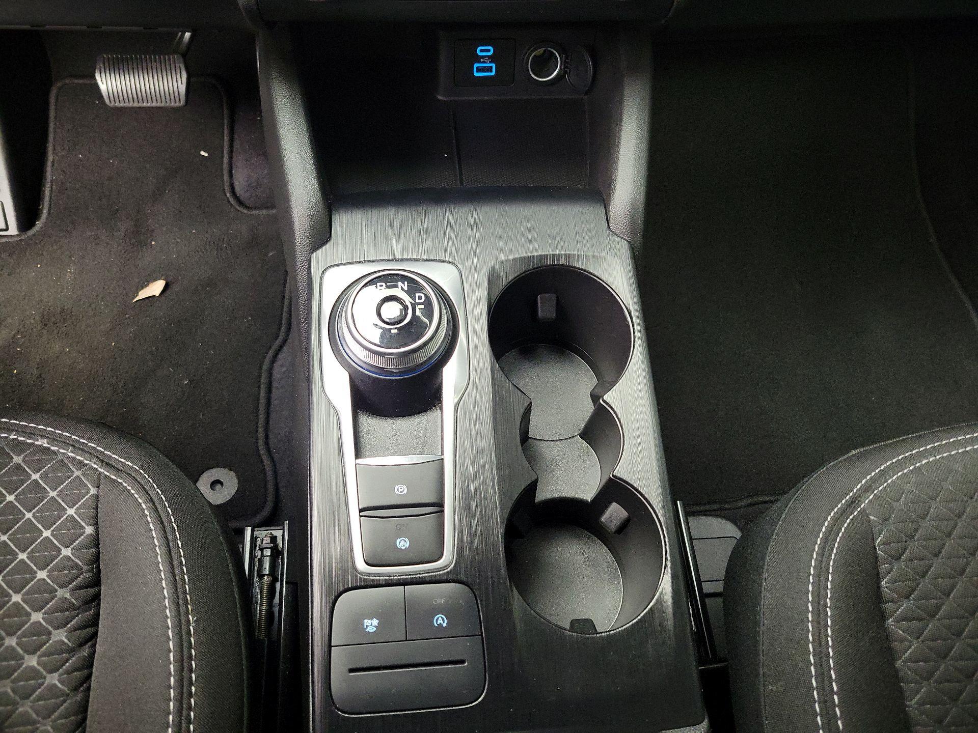 Thumbnail: 2023 Ford Escape - 17