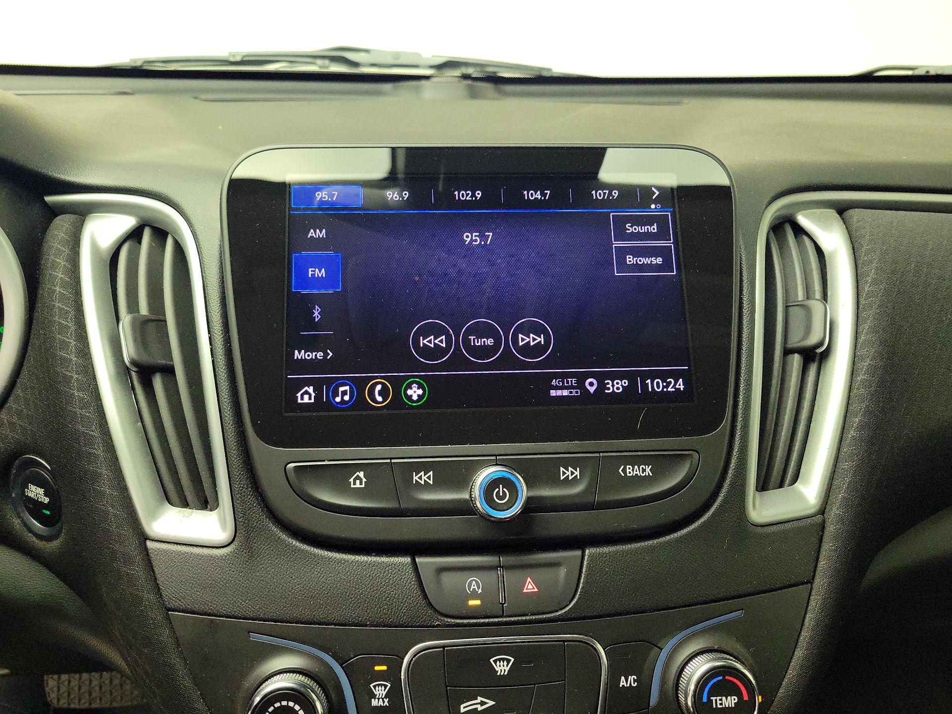 Thumbnail: 2023 Chevrolet Malibu - 15