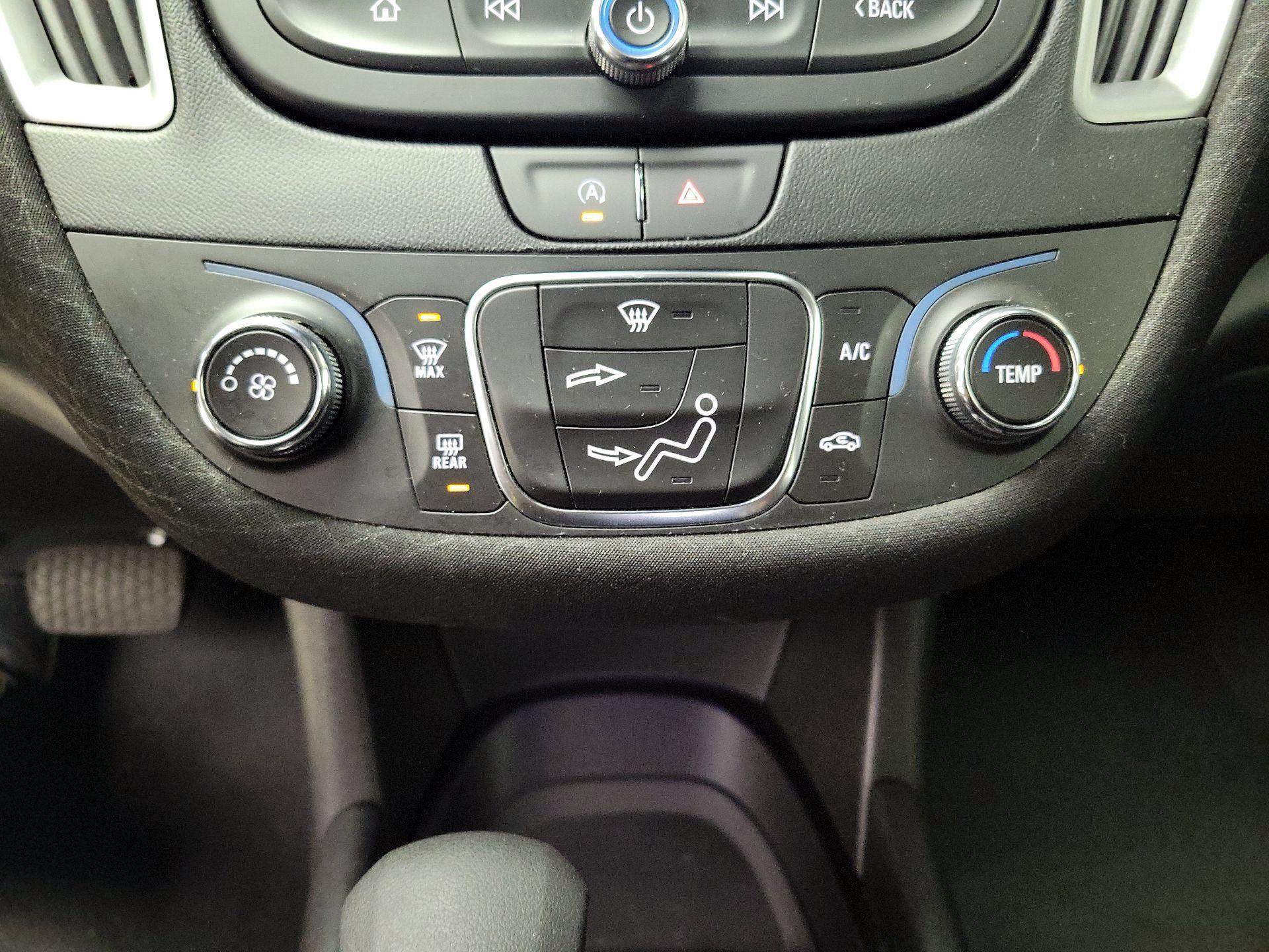 Thumbnail: 2023 Chevrolet Malibu - 16