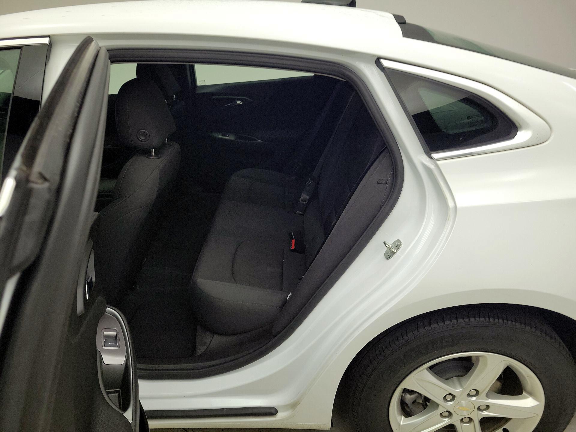 Thumbnail: 2023 Chevrolet Malibu - 19