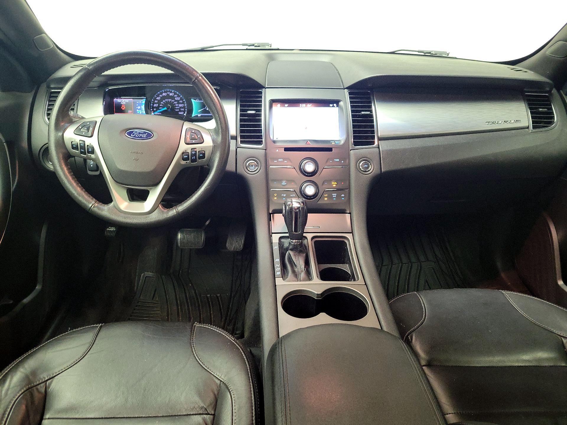 Thumbnail: 2018 Ford Taurus - 9