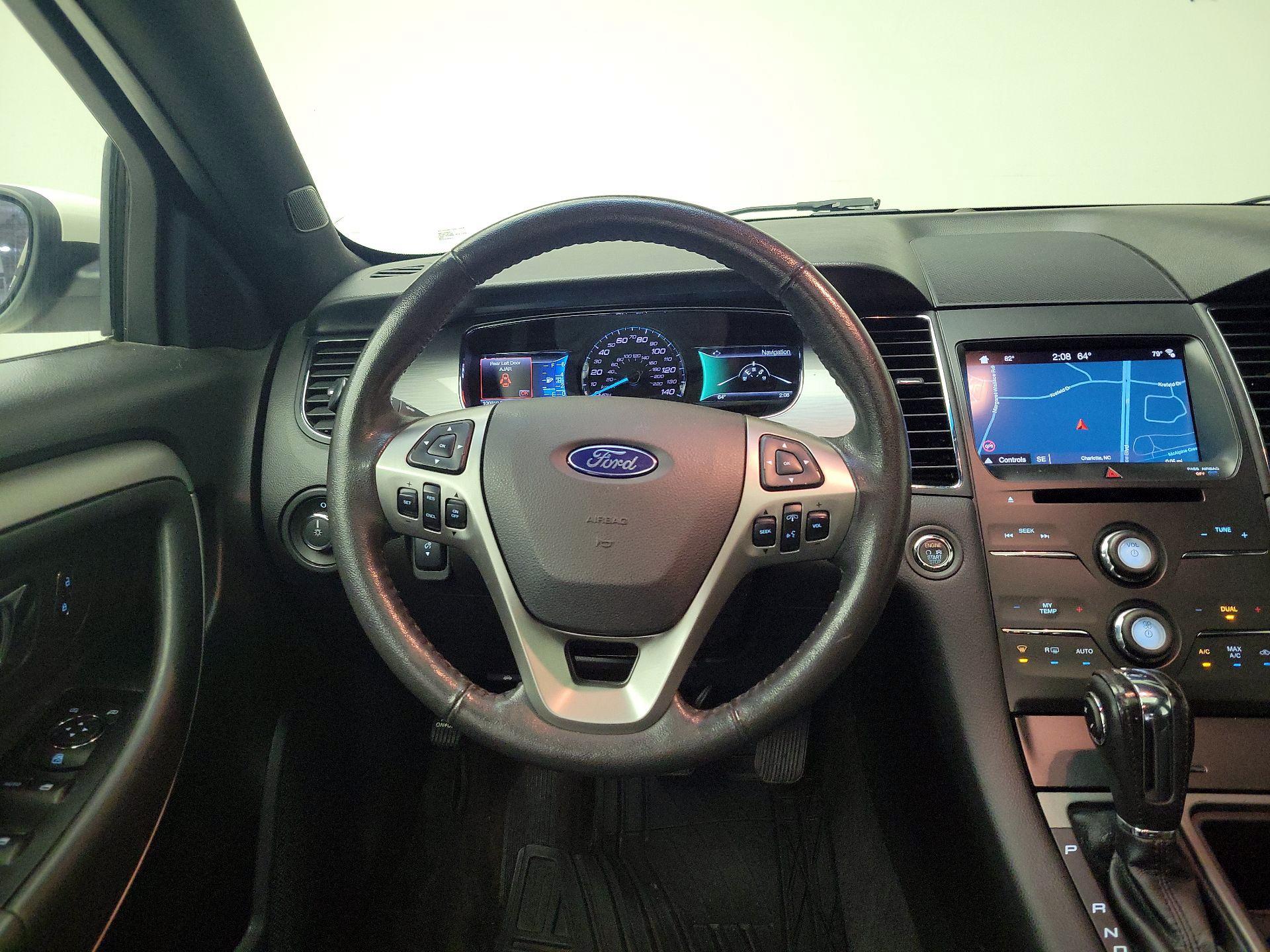 Thumbnail: 2018 Ford Taurus - 10