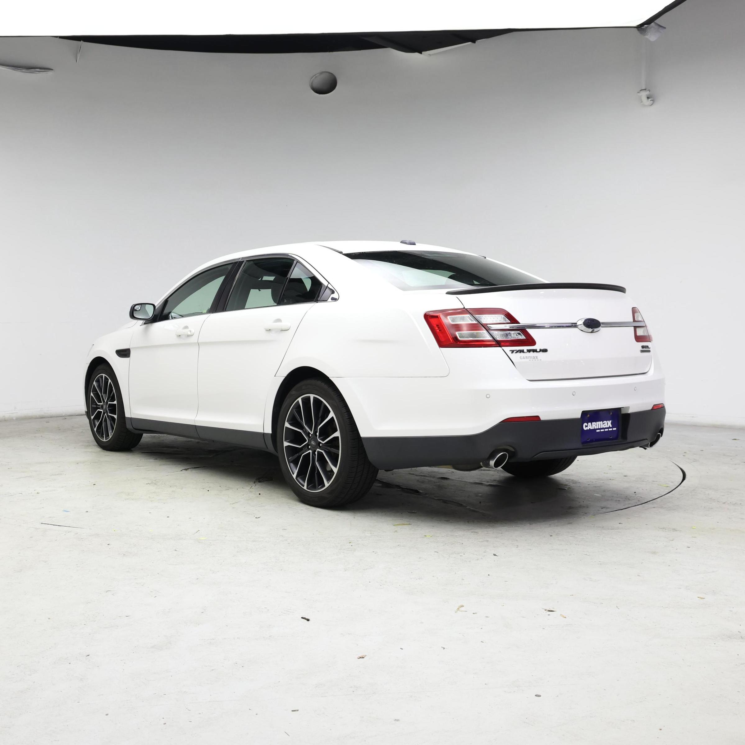 Thumbnail: 2018 Ford Taurus - 2