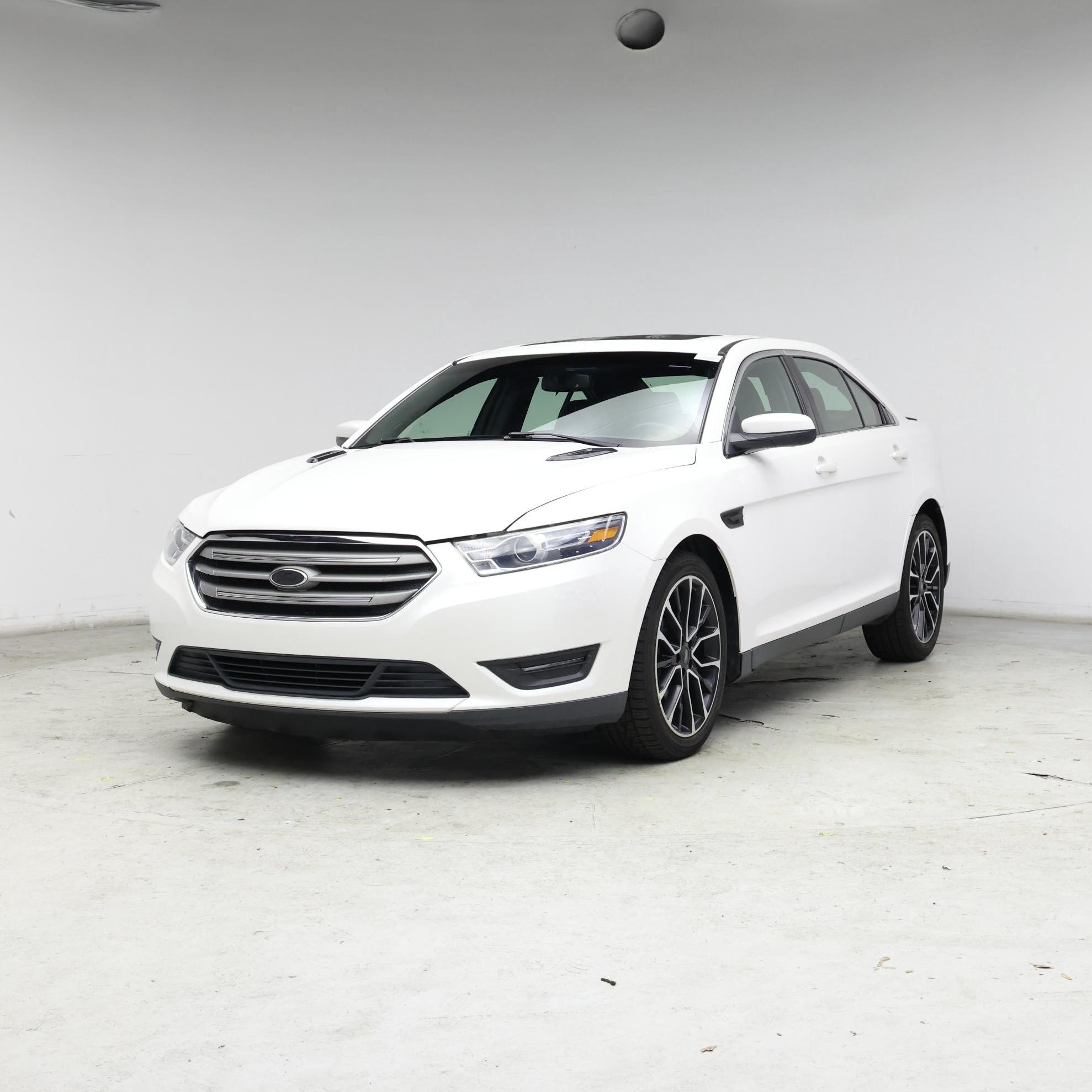 Thumbnail: 2018 Ford Taurus - 4