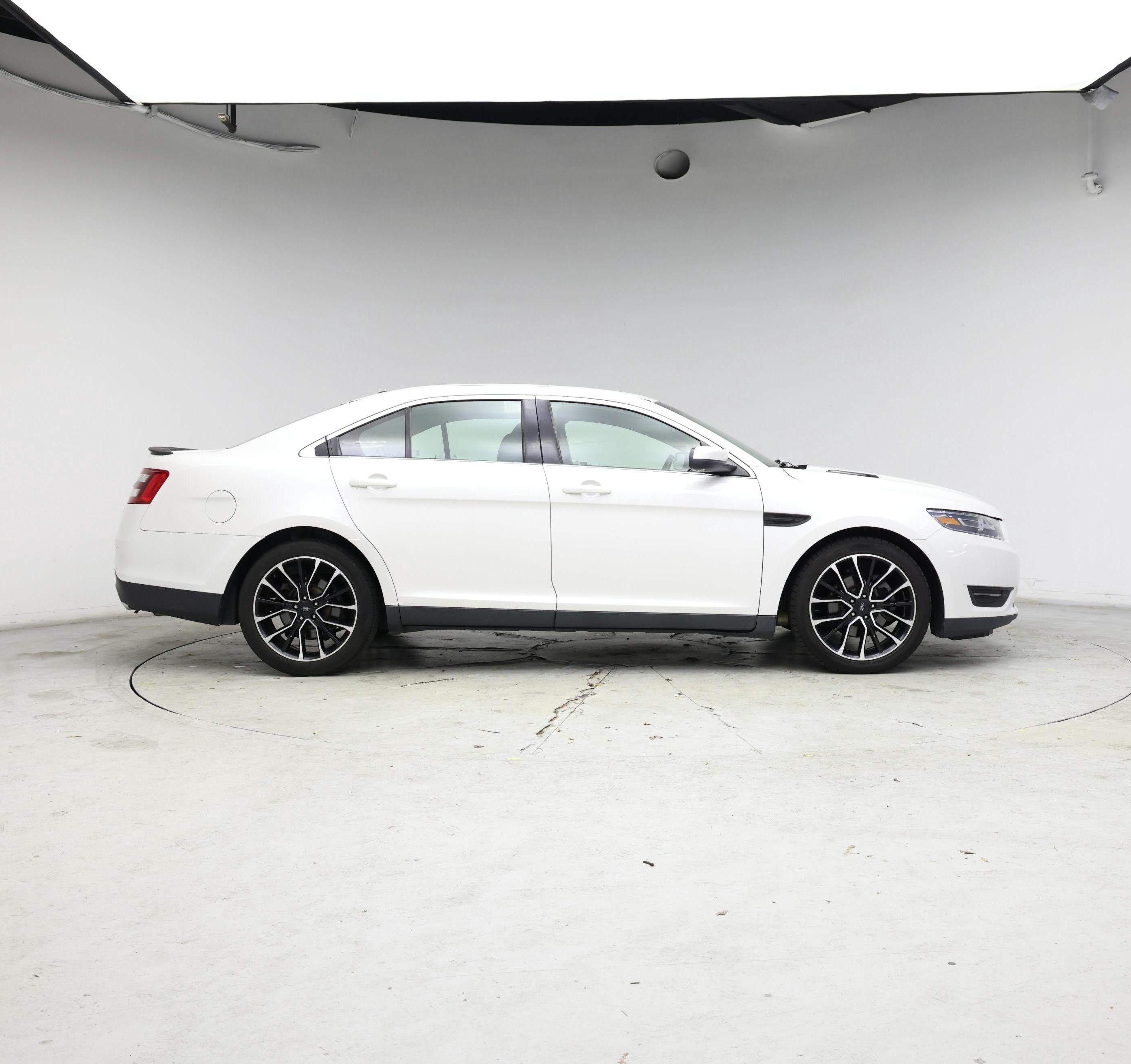 Thumbnail: 2018 Ford Taurus - 7