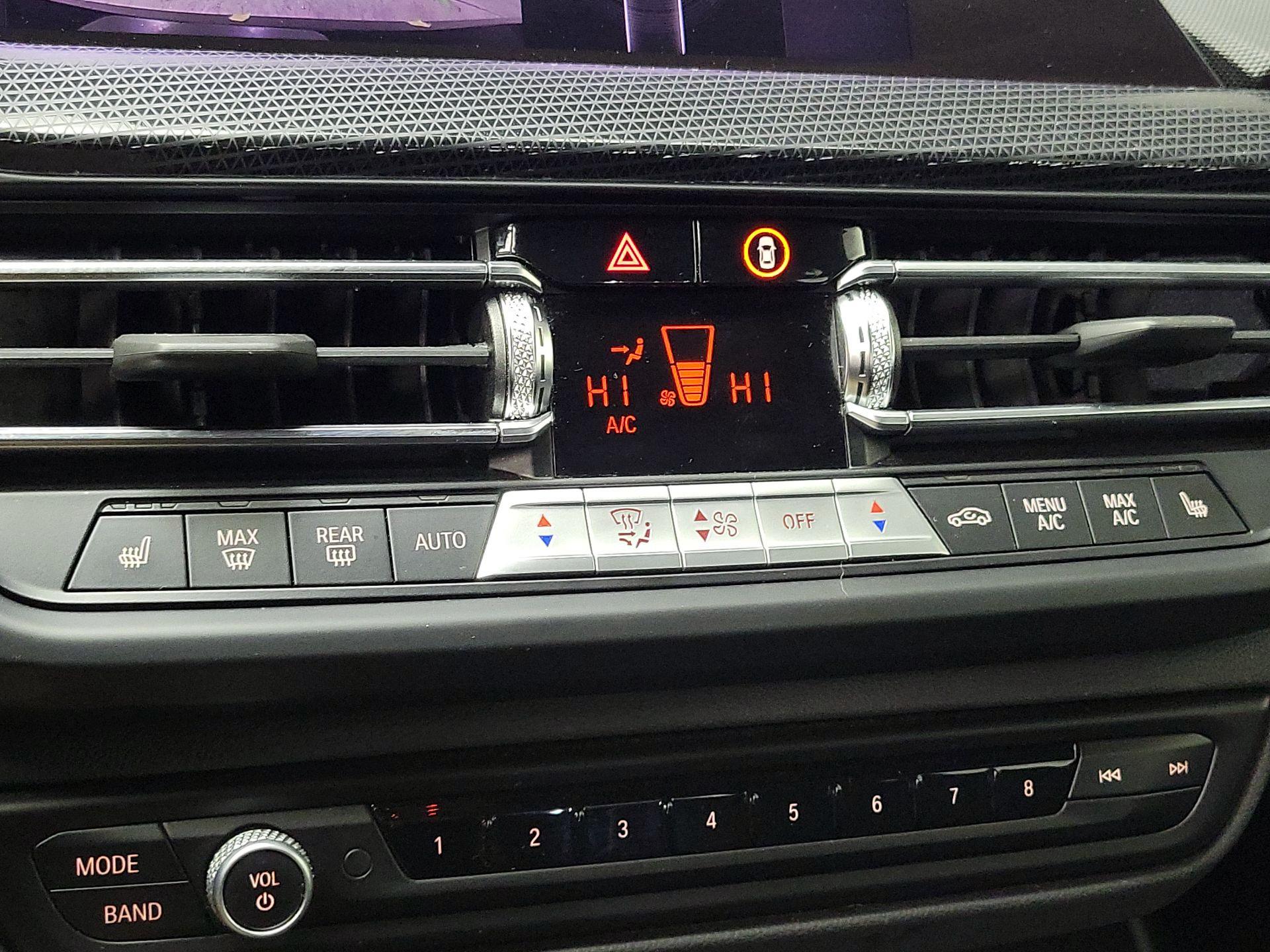 Thumbnail: 2024 BMW 2 Series - 16