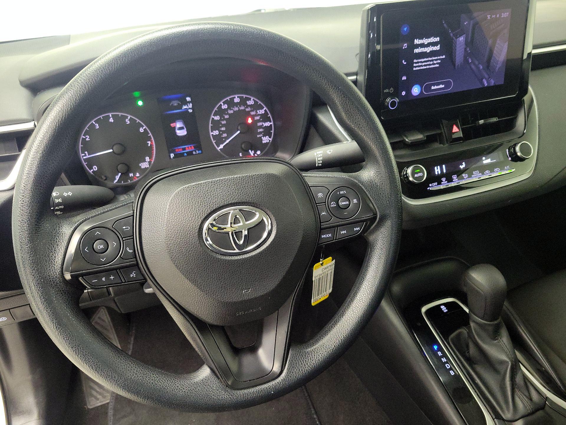 Thumbnail: 2023 Toyota Corolla - 10