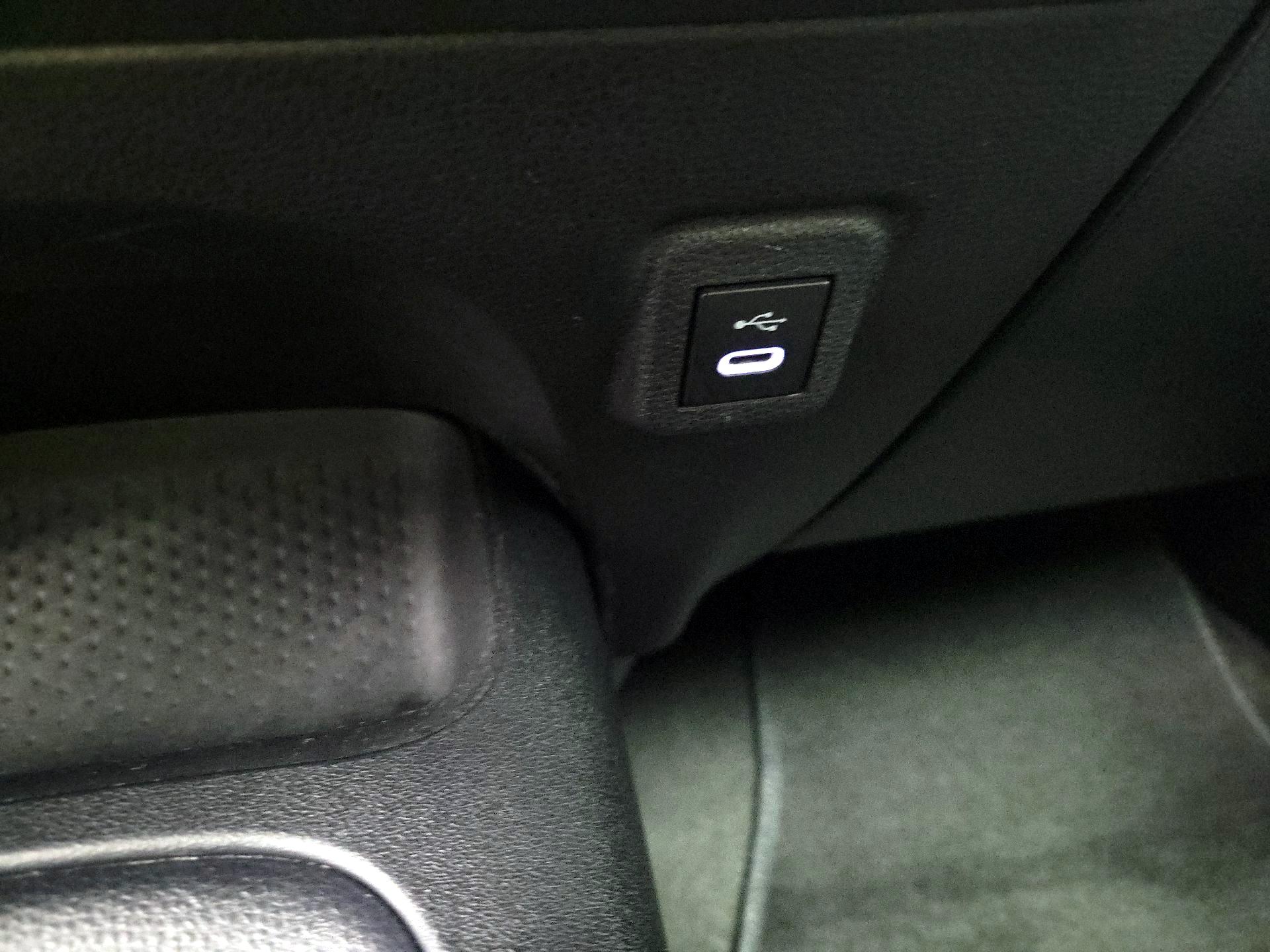 Thumbnail: 2023 Toyota Corolla - 17