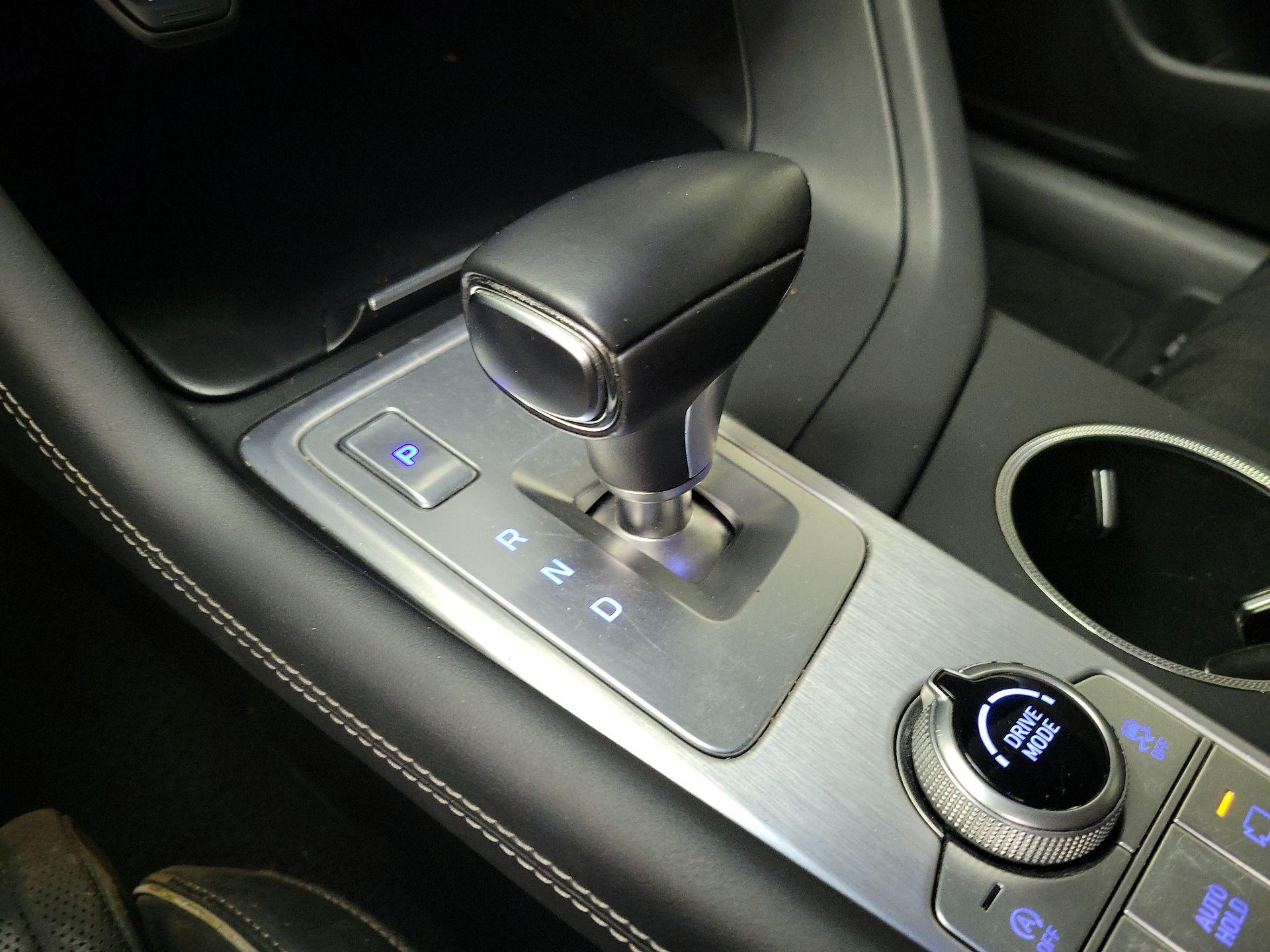 Thumbnail: 2019 Genesis G70 - 18