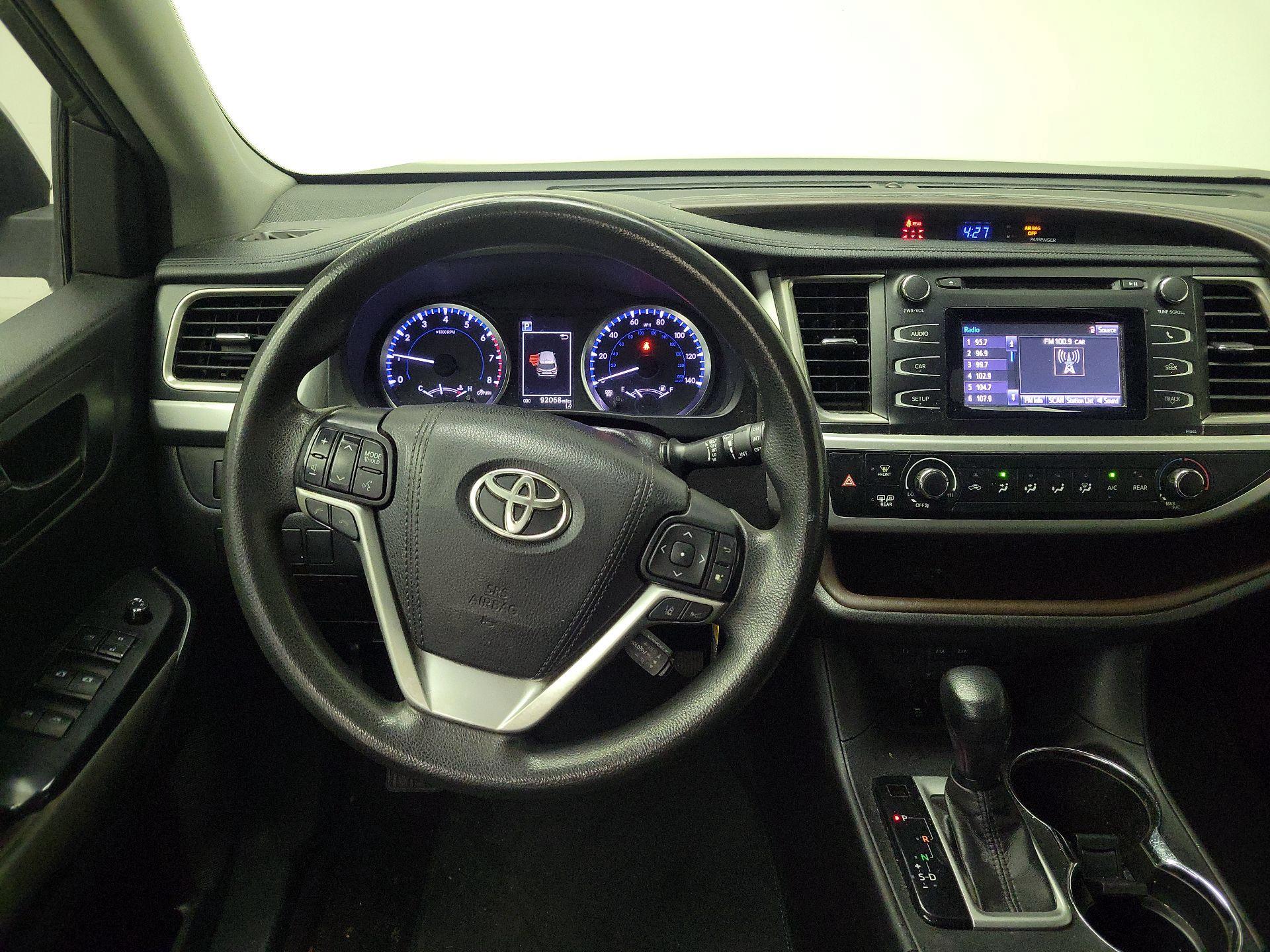 Thumbnail: 2018 Toyota Highlander - 10
