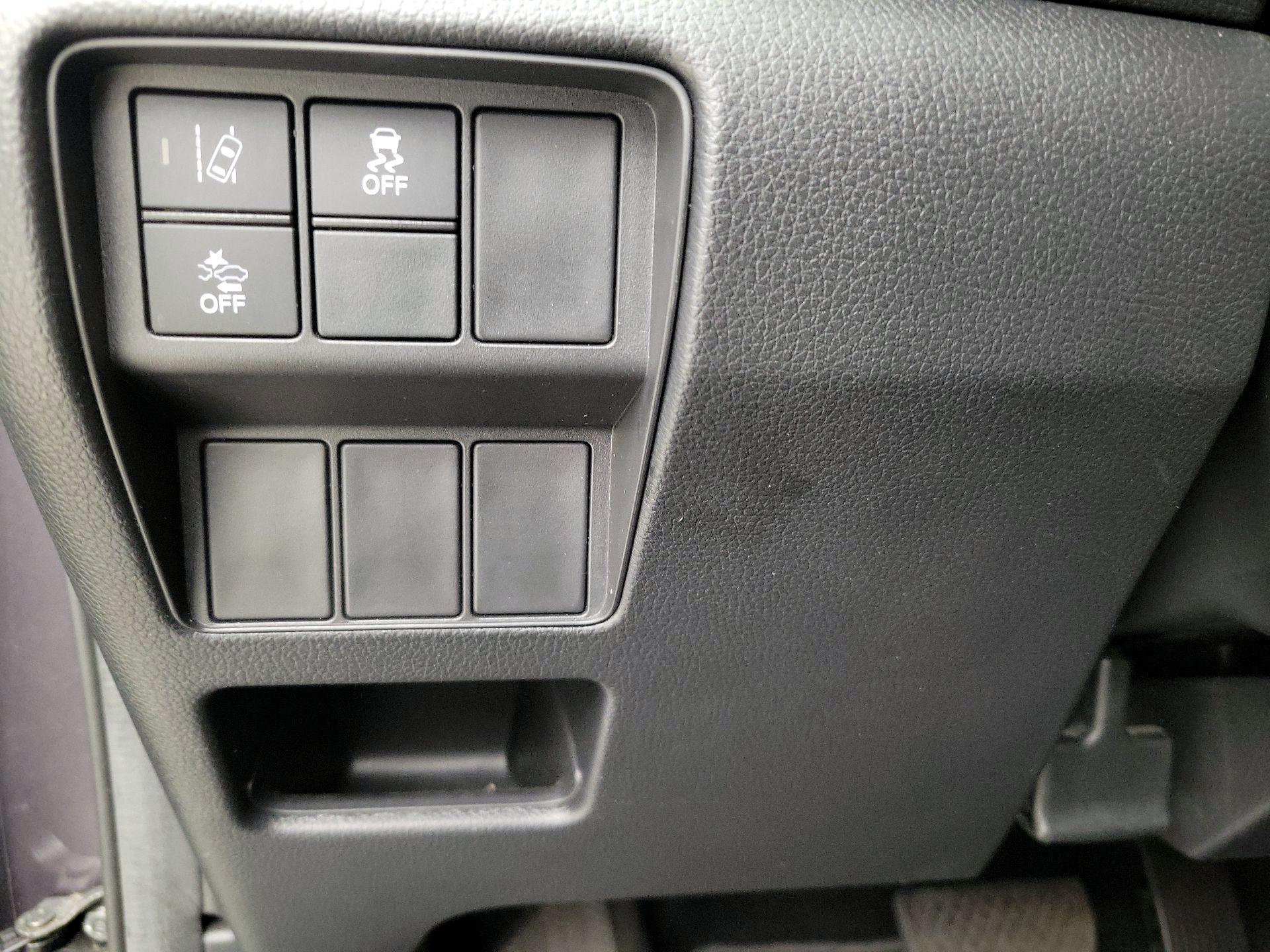 Thumbnail: 2018 Honda CR-V - 13