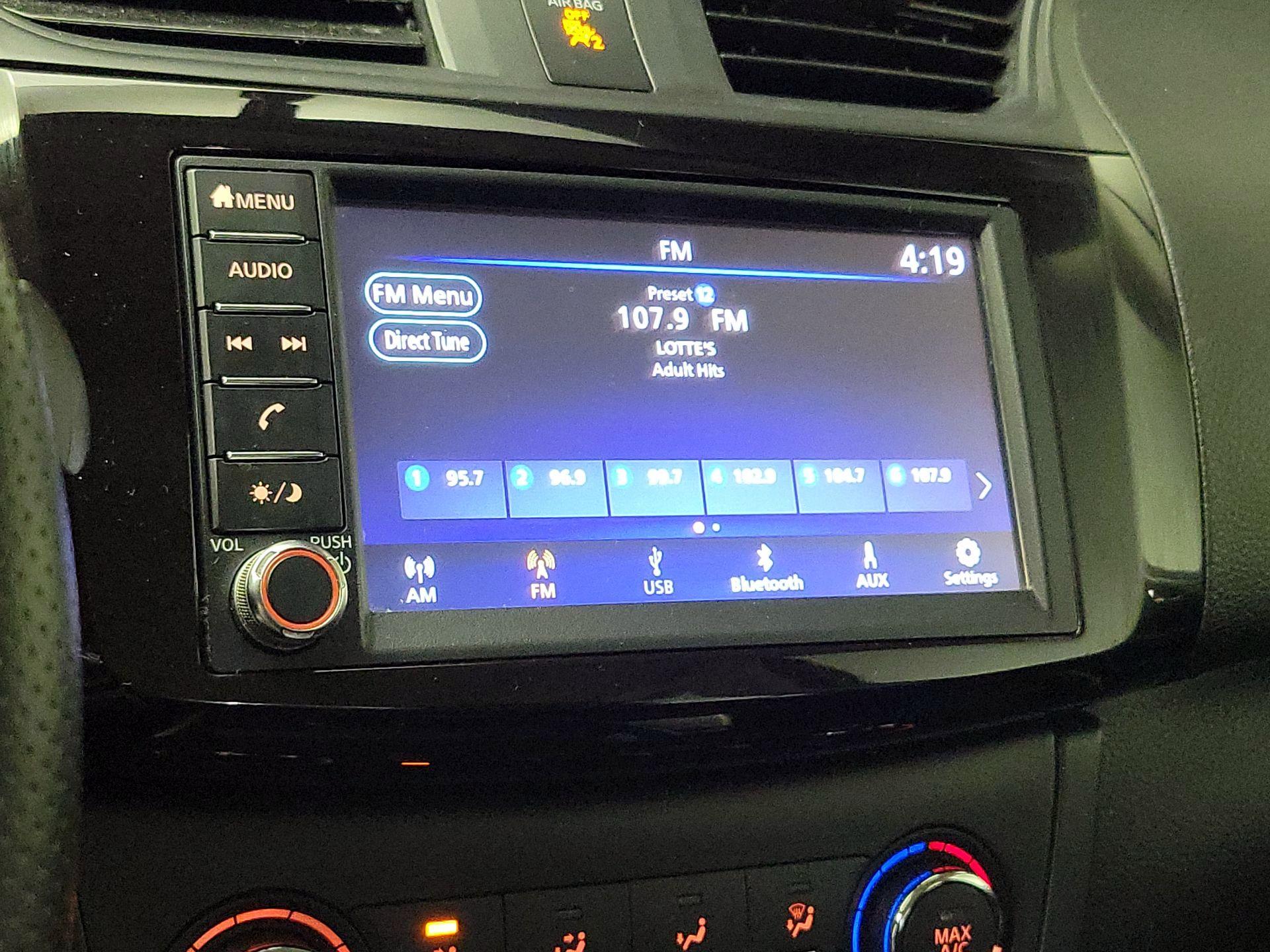 Thumbnail: 2019 Nissan Sentra - 15