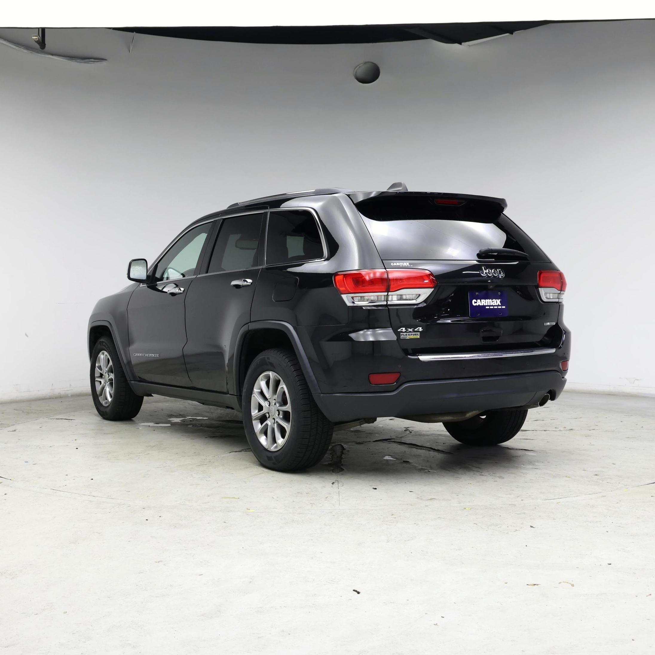 Thumbnail: 2015 Jeep Grand Cherokee - 2