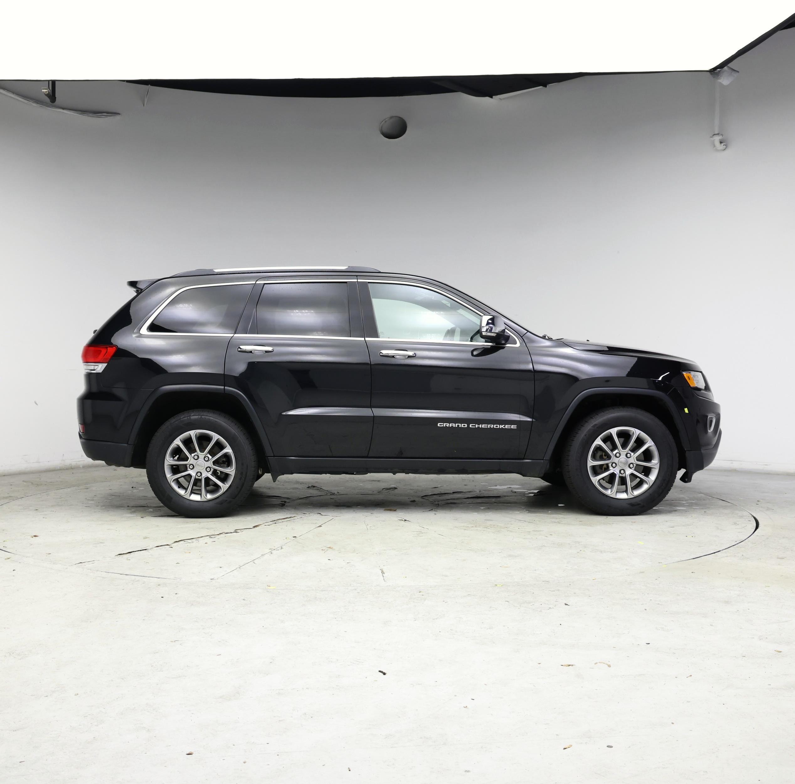 Thumbnail: 2015 Jeep Grand Cherokee - 7