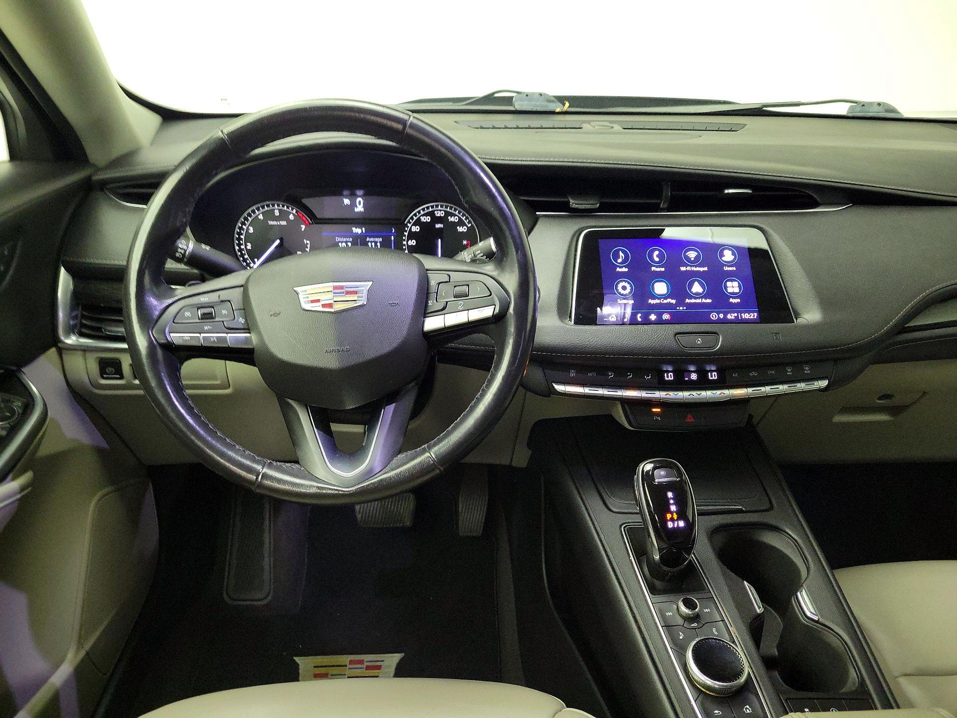 Thumbnail: 2021 Cadillac XT4 - 10