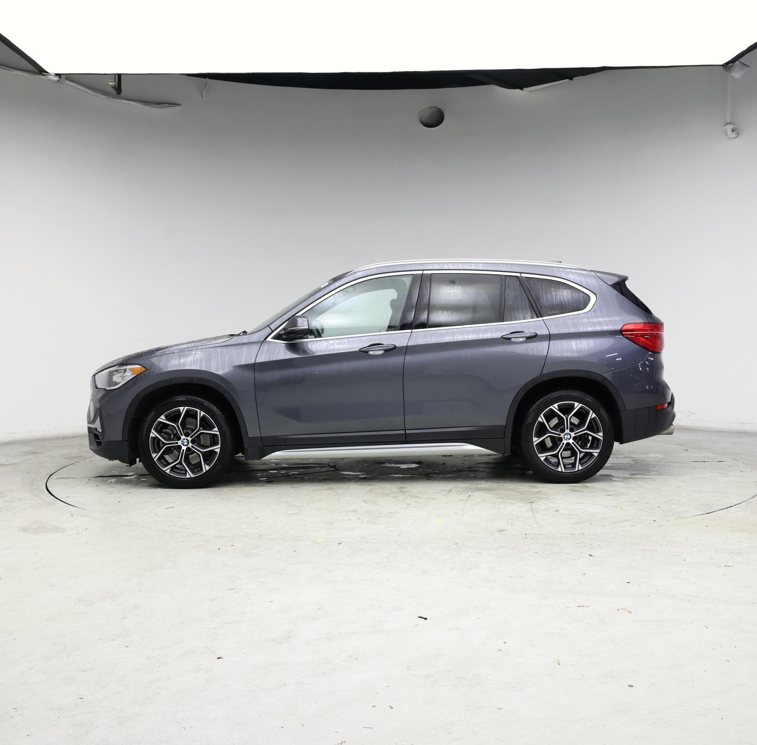 Thumbnail: 2020 BMW X1 - 3
