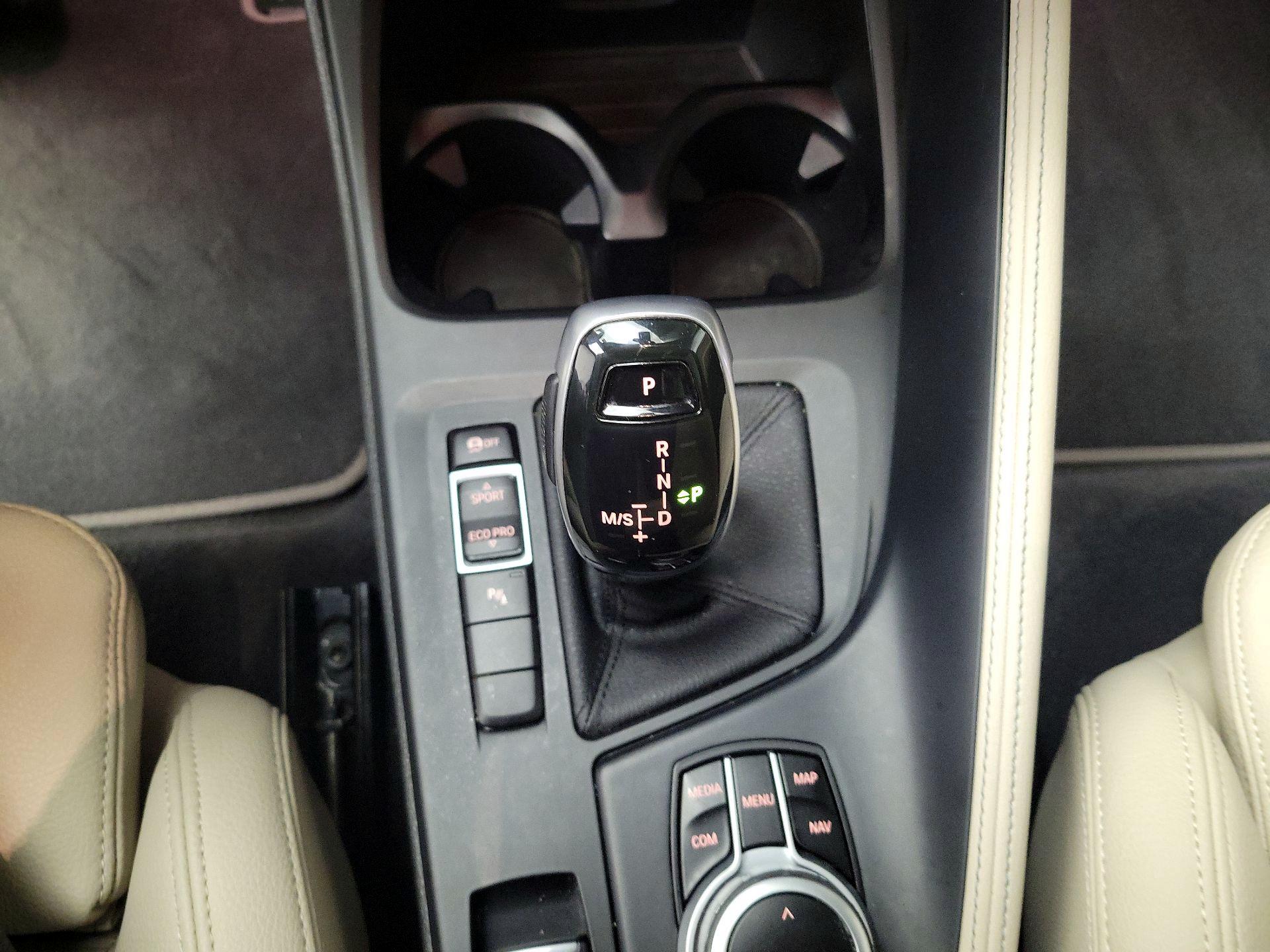 Thumbnail: 2020 BMW X1 - 18