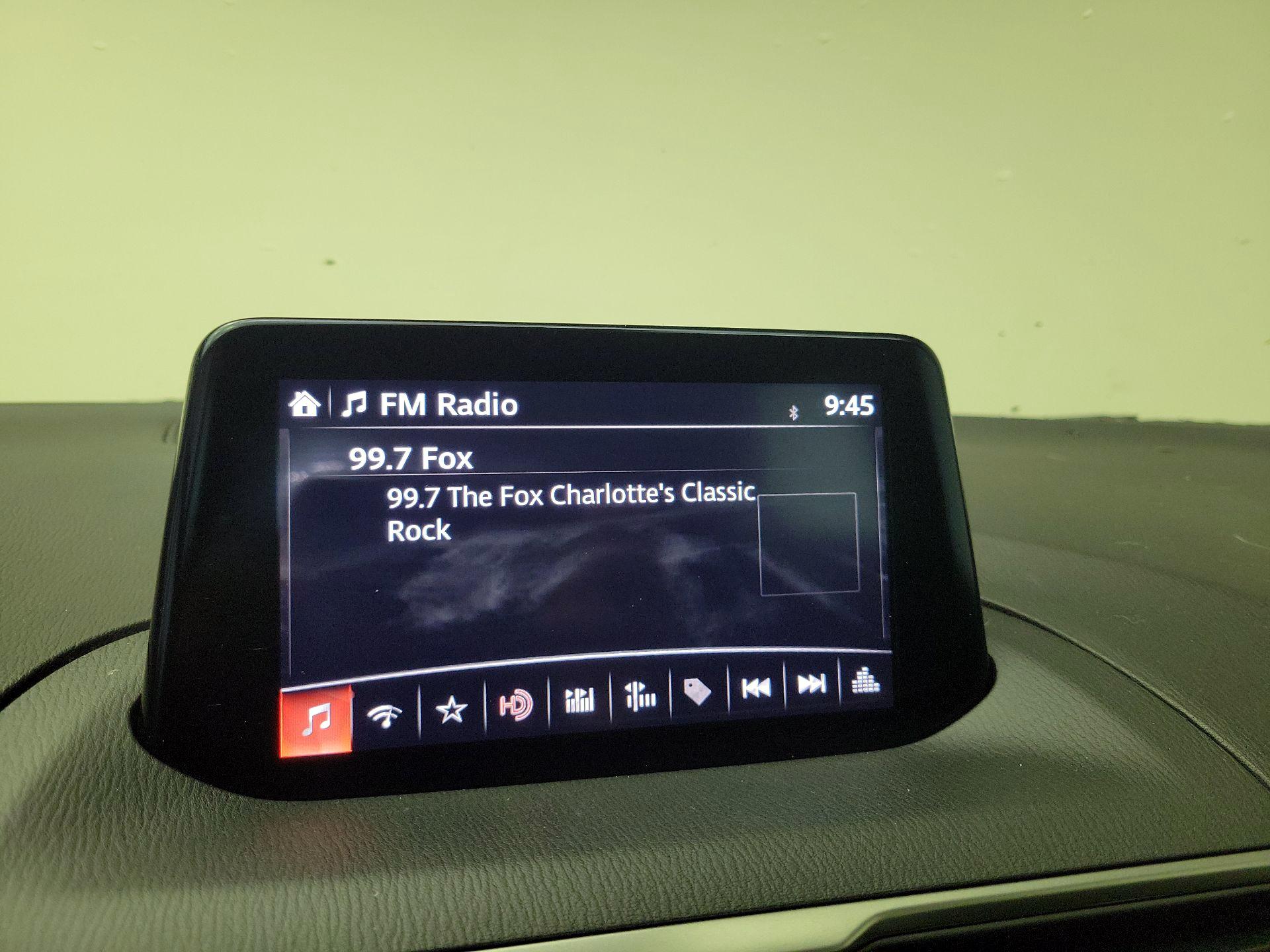 Thumbnail: 2018 Mazda Mazda3 - 14