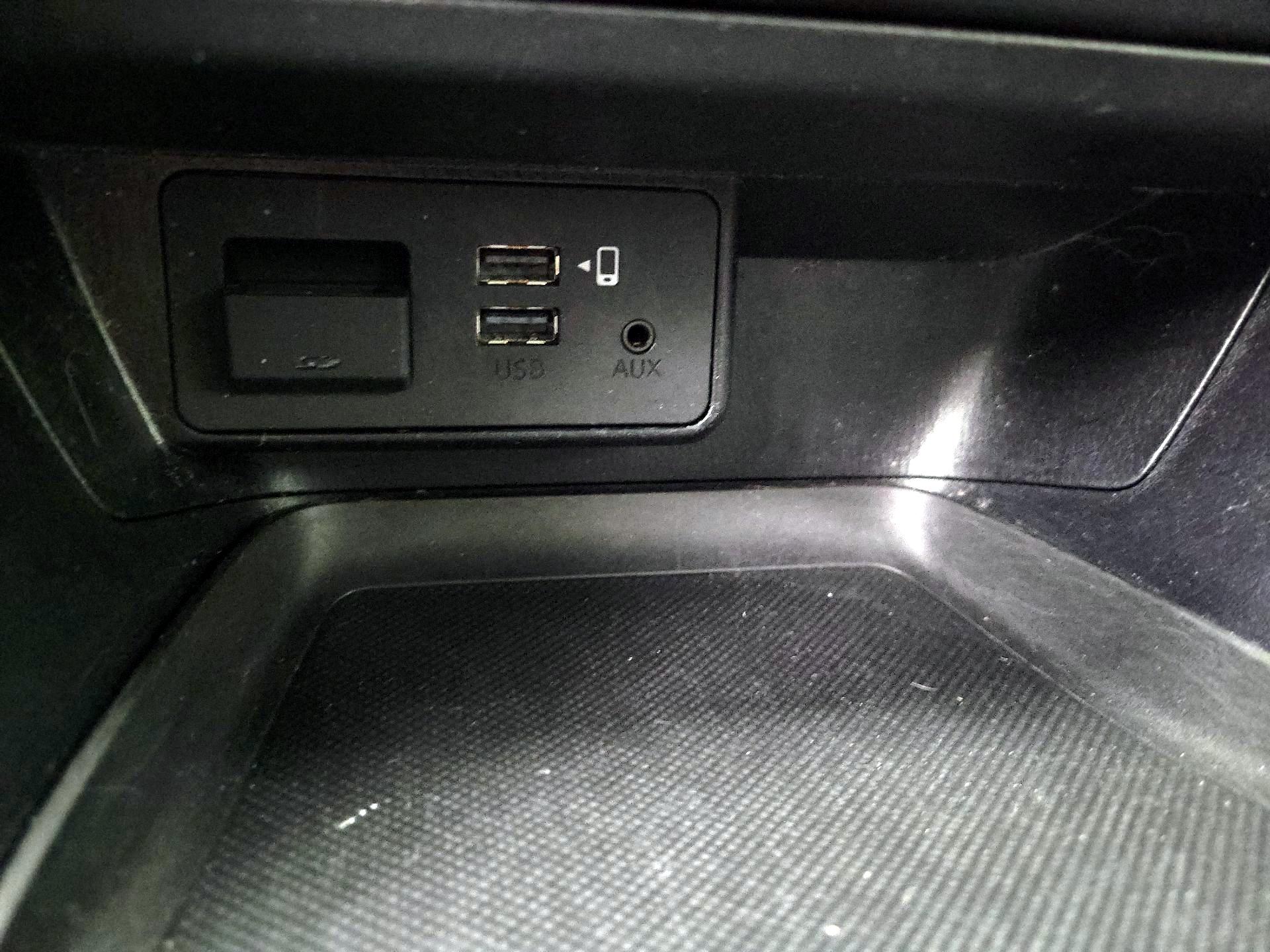 Thumbnail: 2018 Mazda Mazda3 - 17