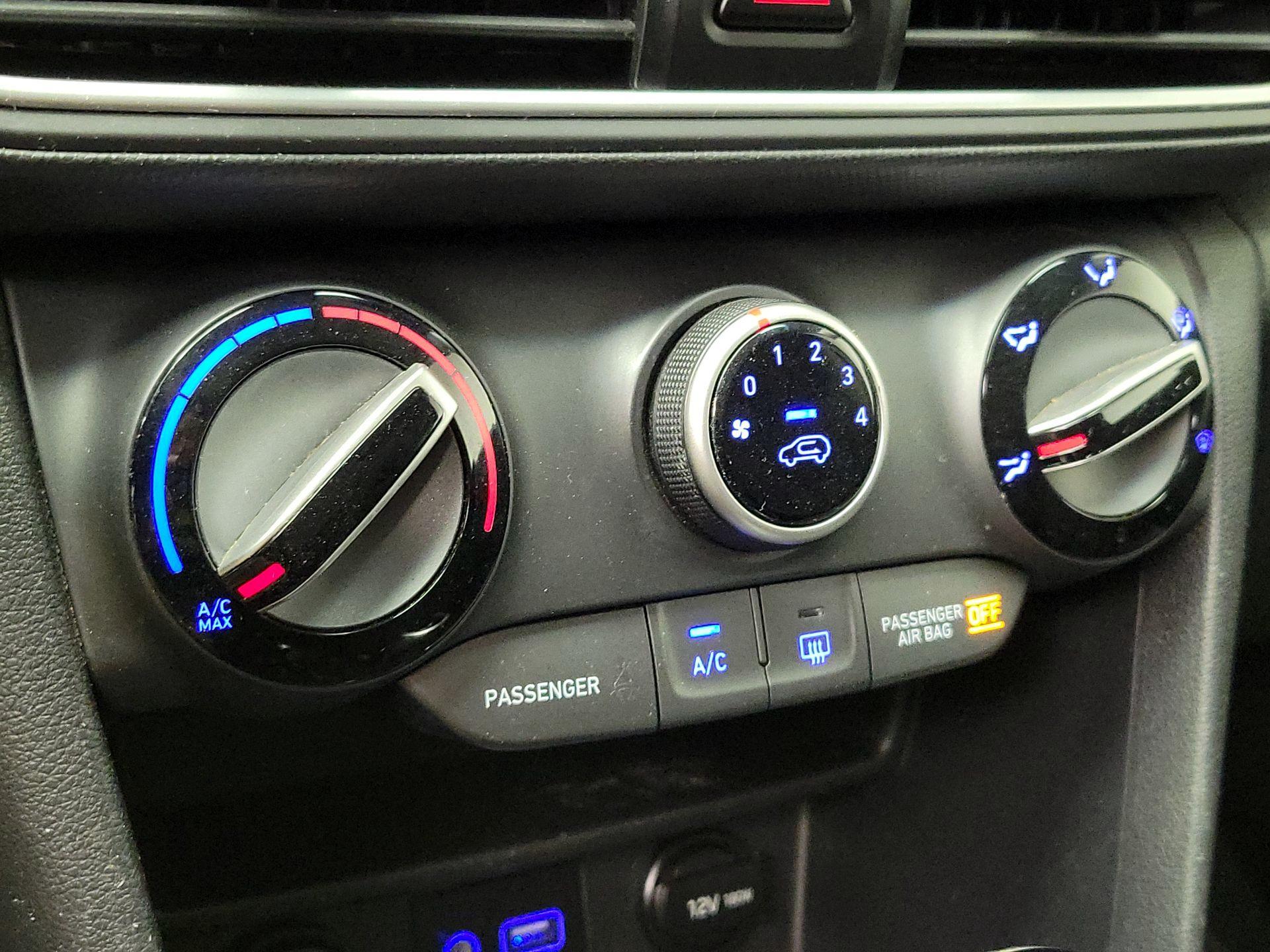 Thumbnail: 2018 Hyundai Kona - 16