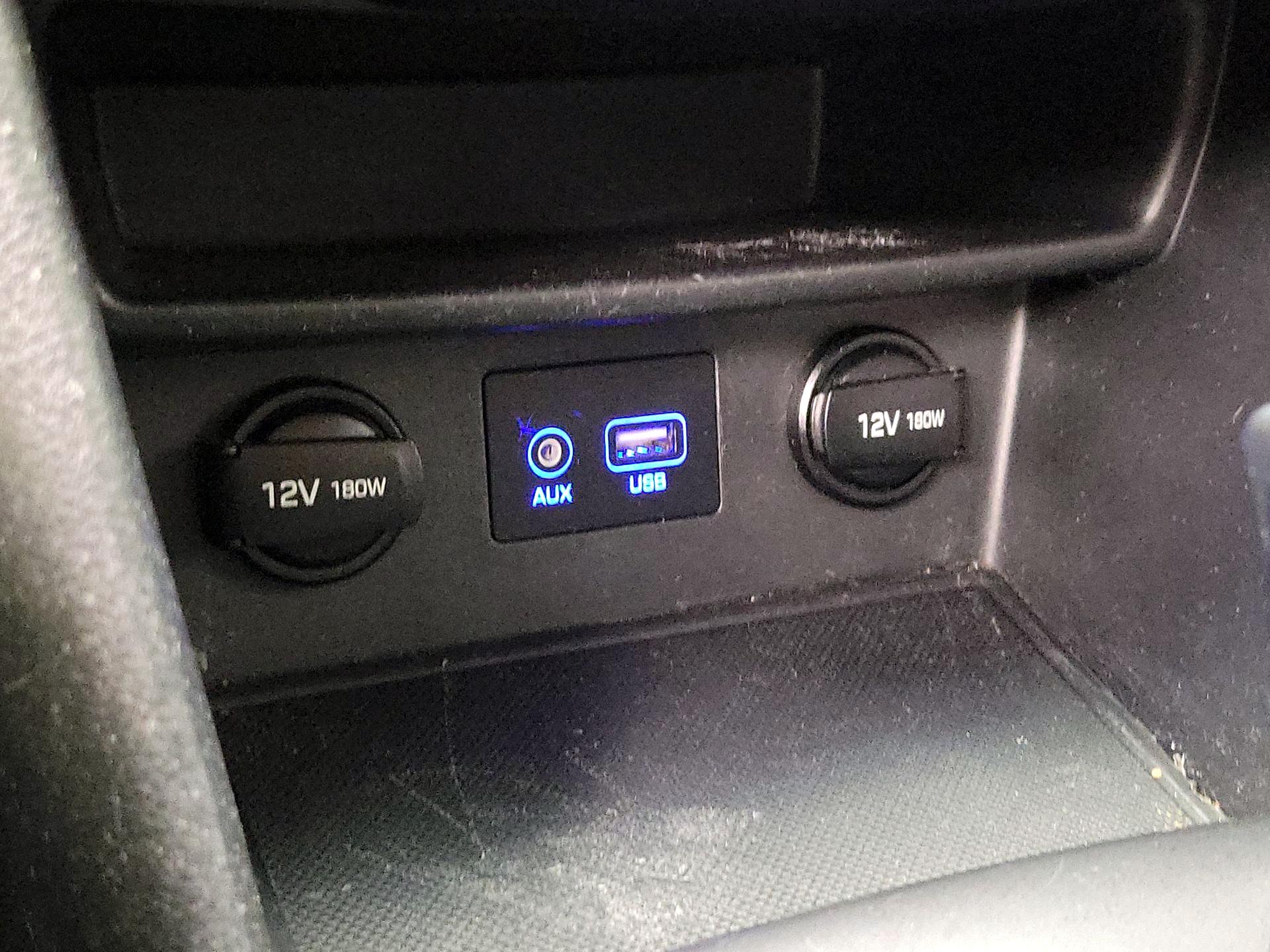 Thumbnail: 2018 Hyundai Kona - 18