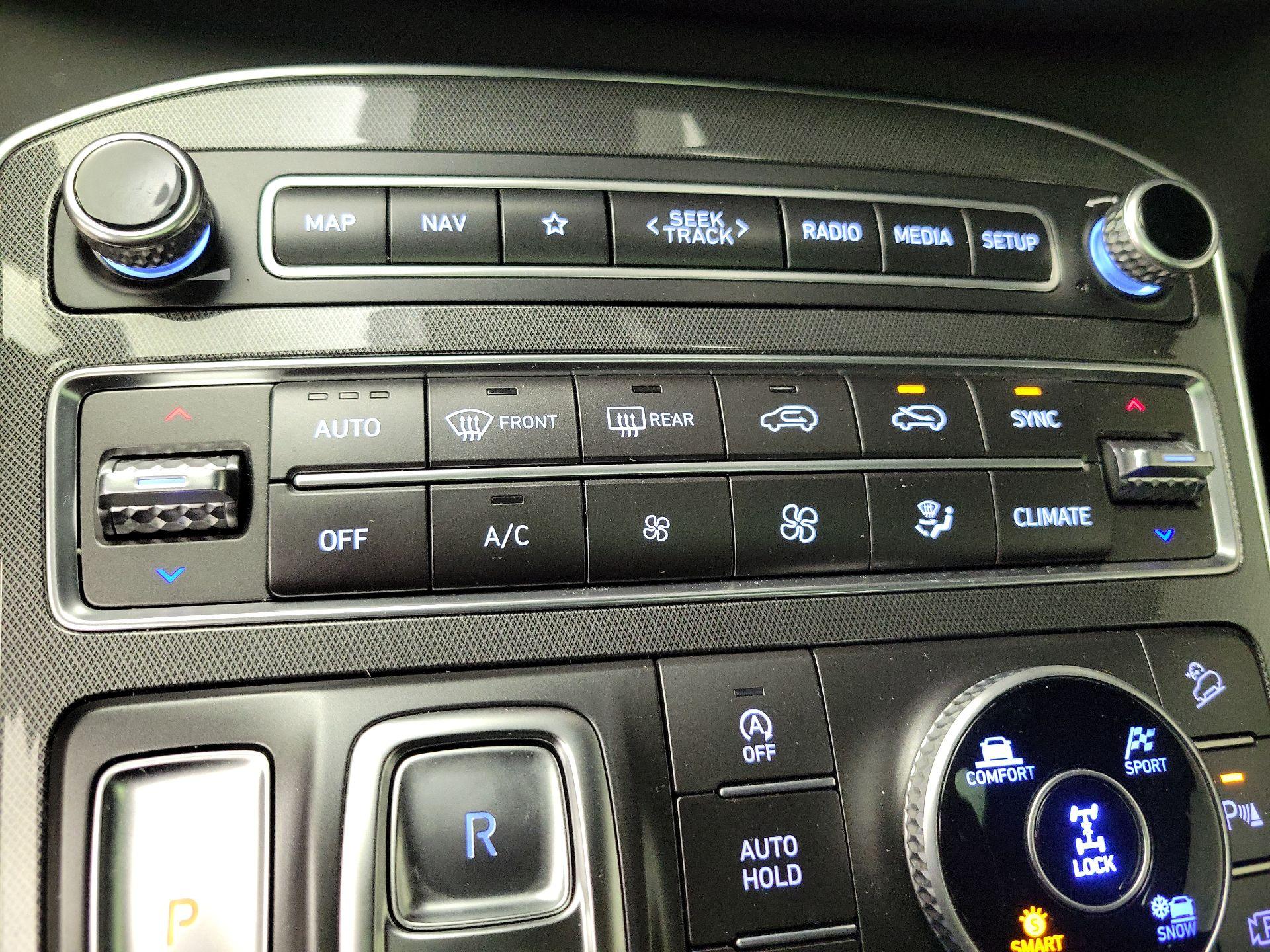 Thumbnail: 2023 Hyundai Santa Fe - 17