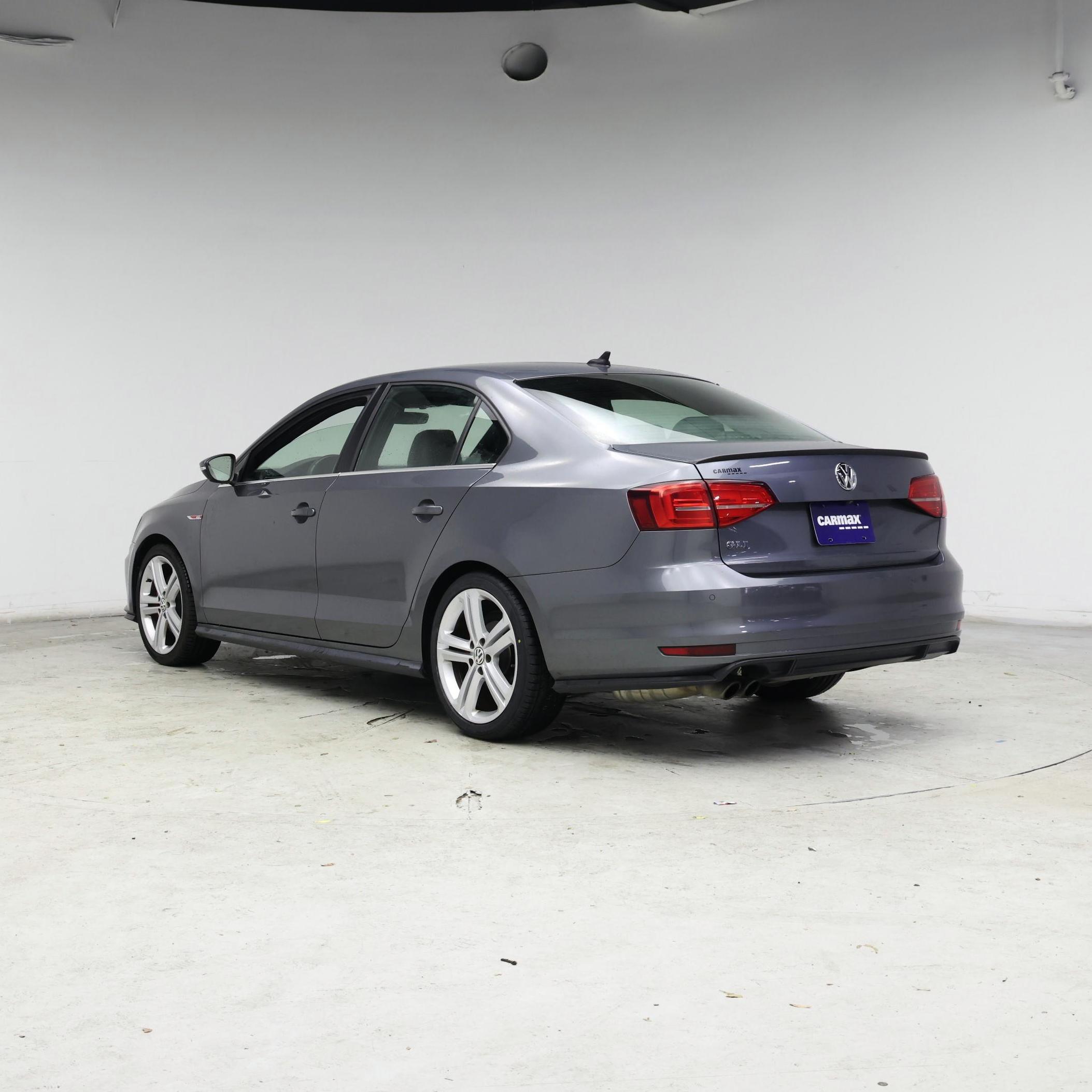 Thumbnail: 2017 Volkswagen Jetta - 2