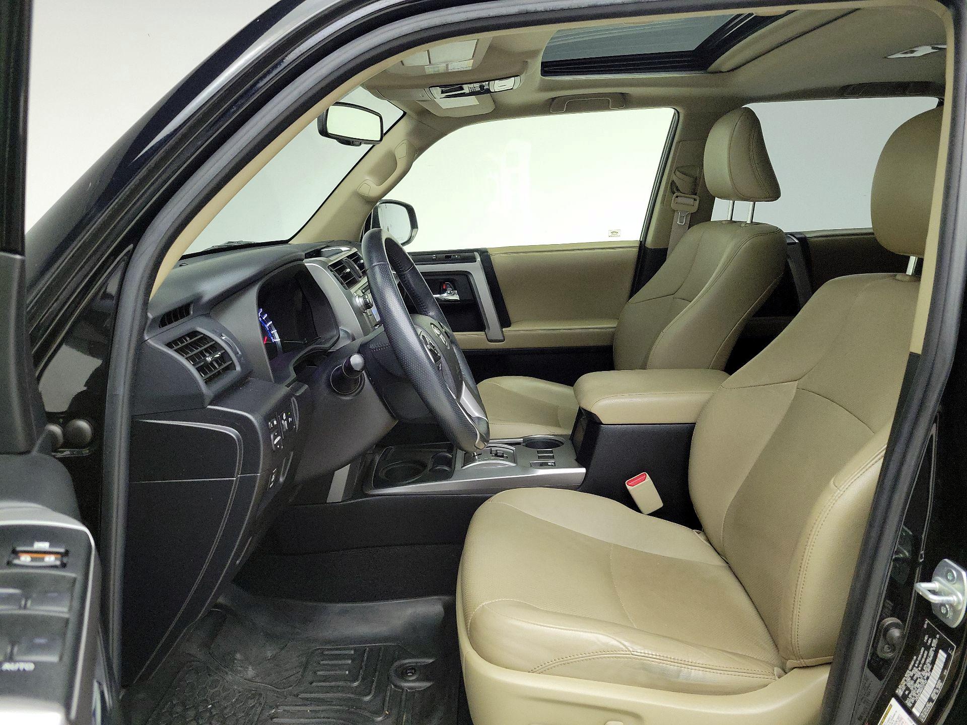 Thumbnail: 2016 Toyota 4Runner - 11