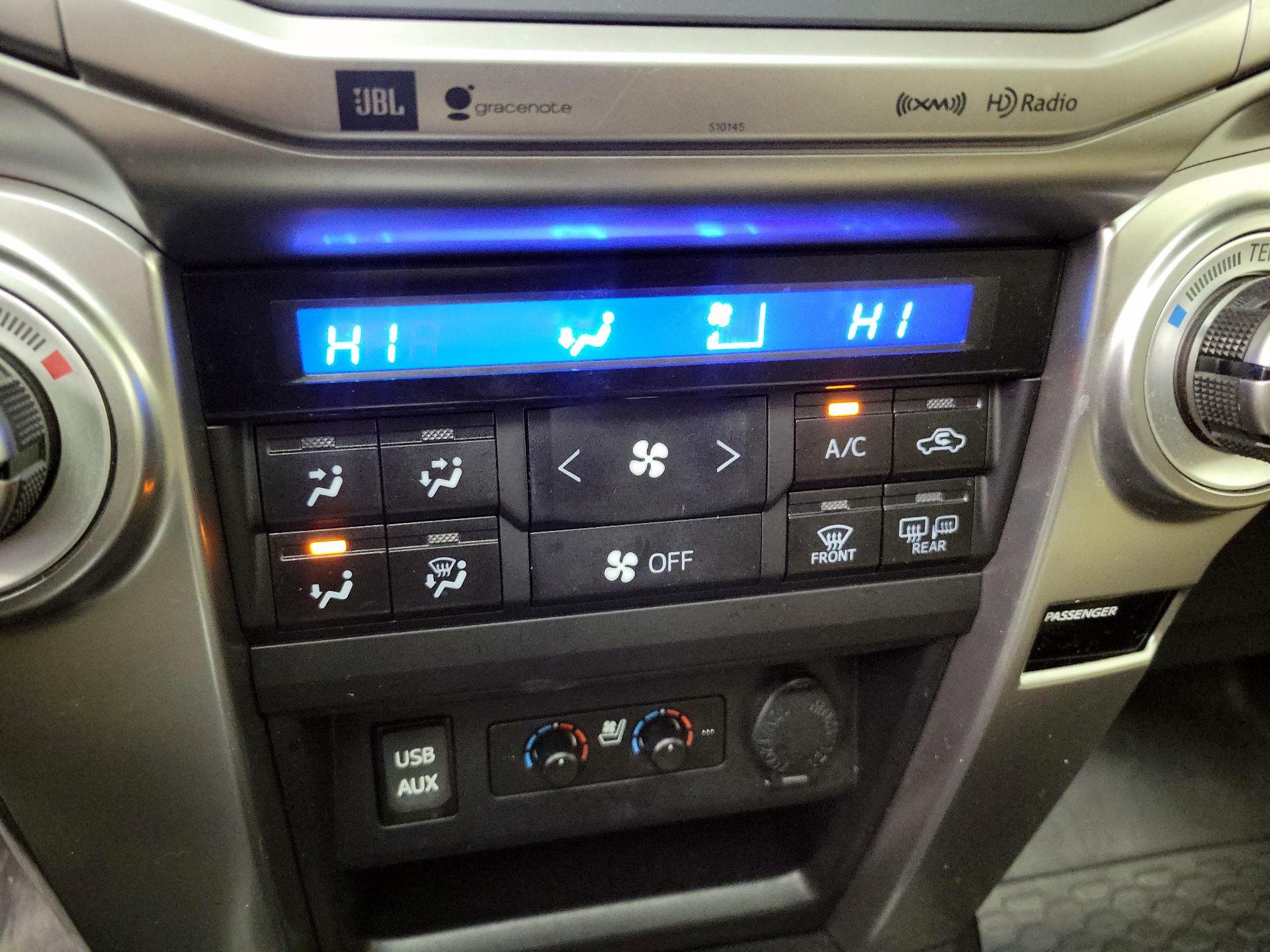 Thumbnail: 2016 Toyota 4Runner - 16