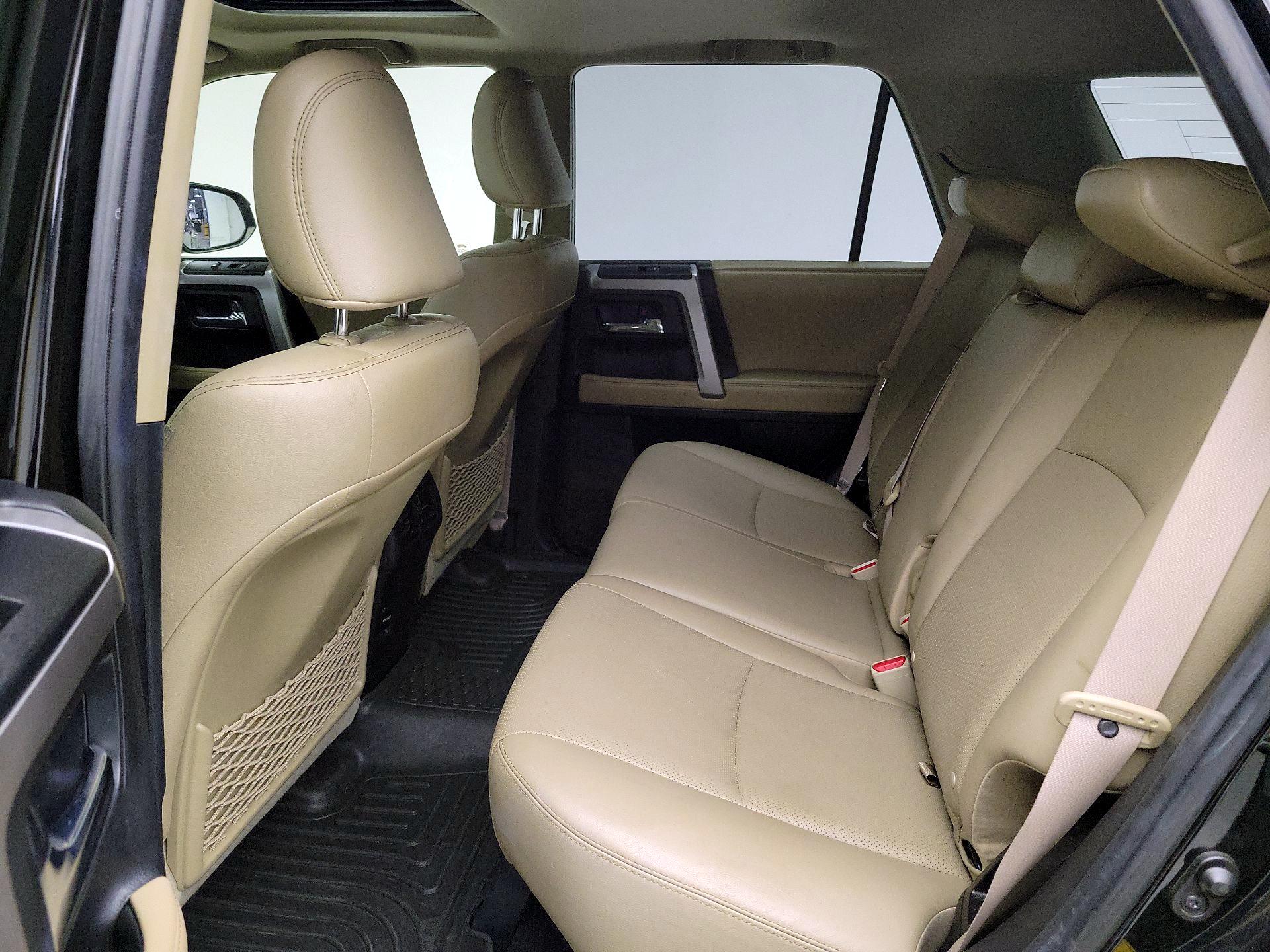 Thumbnail: 2016 Toyota 4Runner - 20