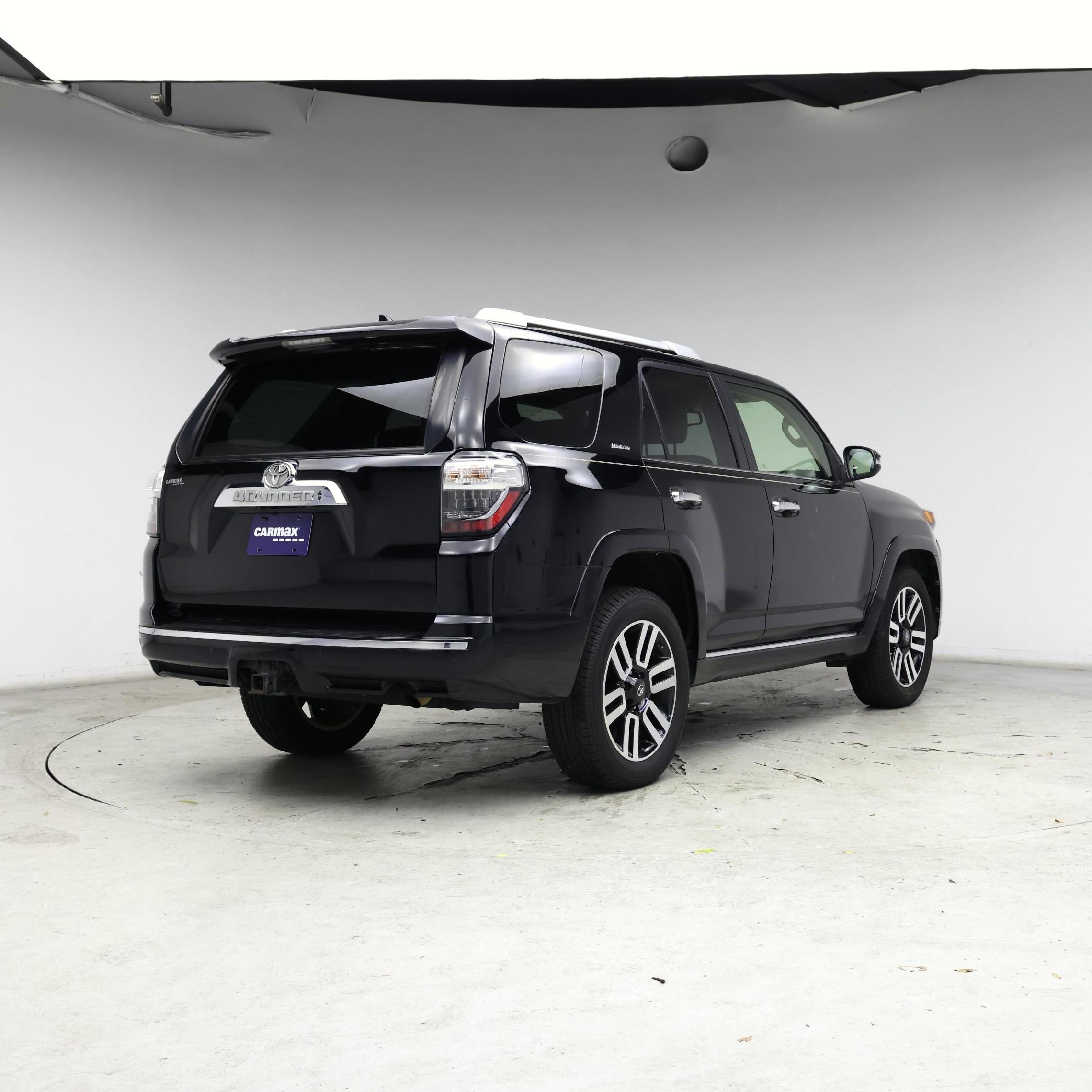 Thumbnail: 2016 Toyota 4Runner - 8